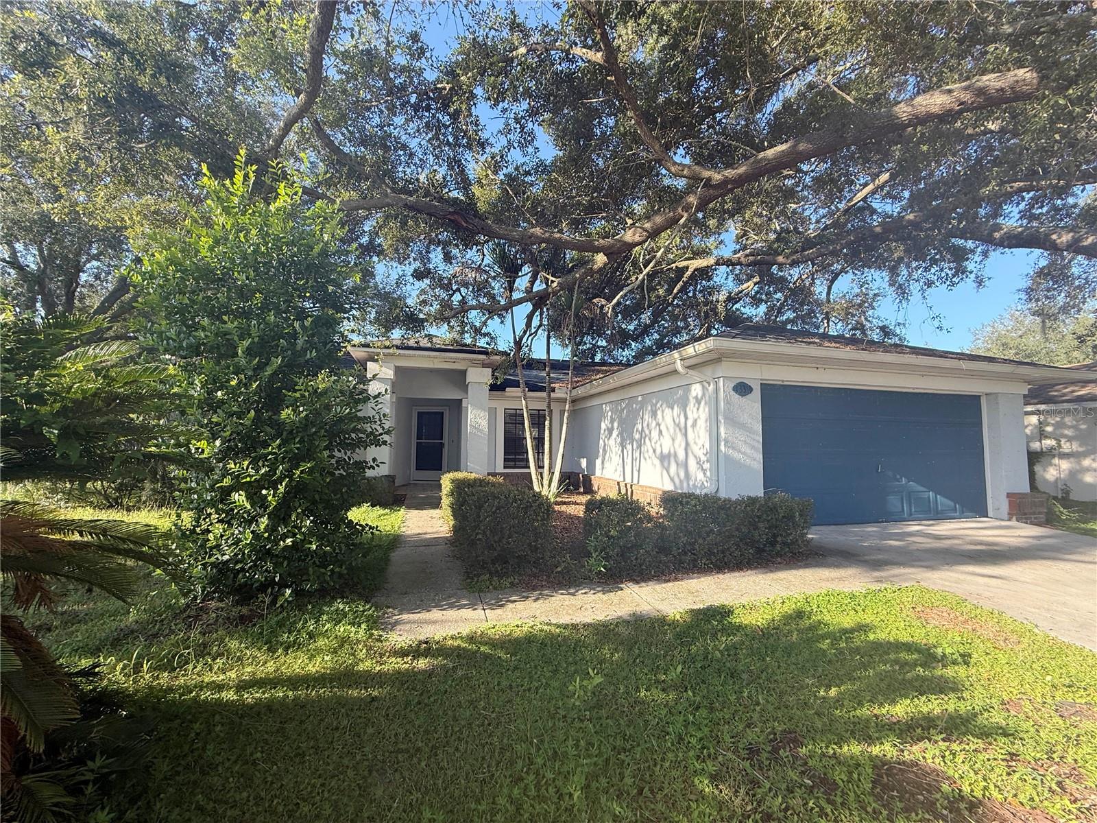 13311 Hollowbend Ln Property Photo 2
