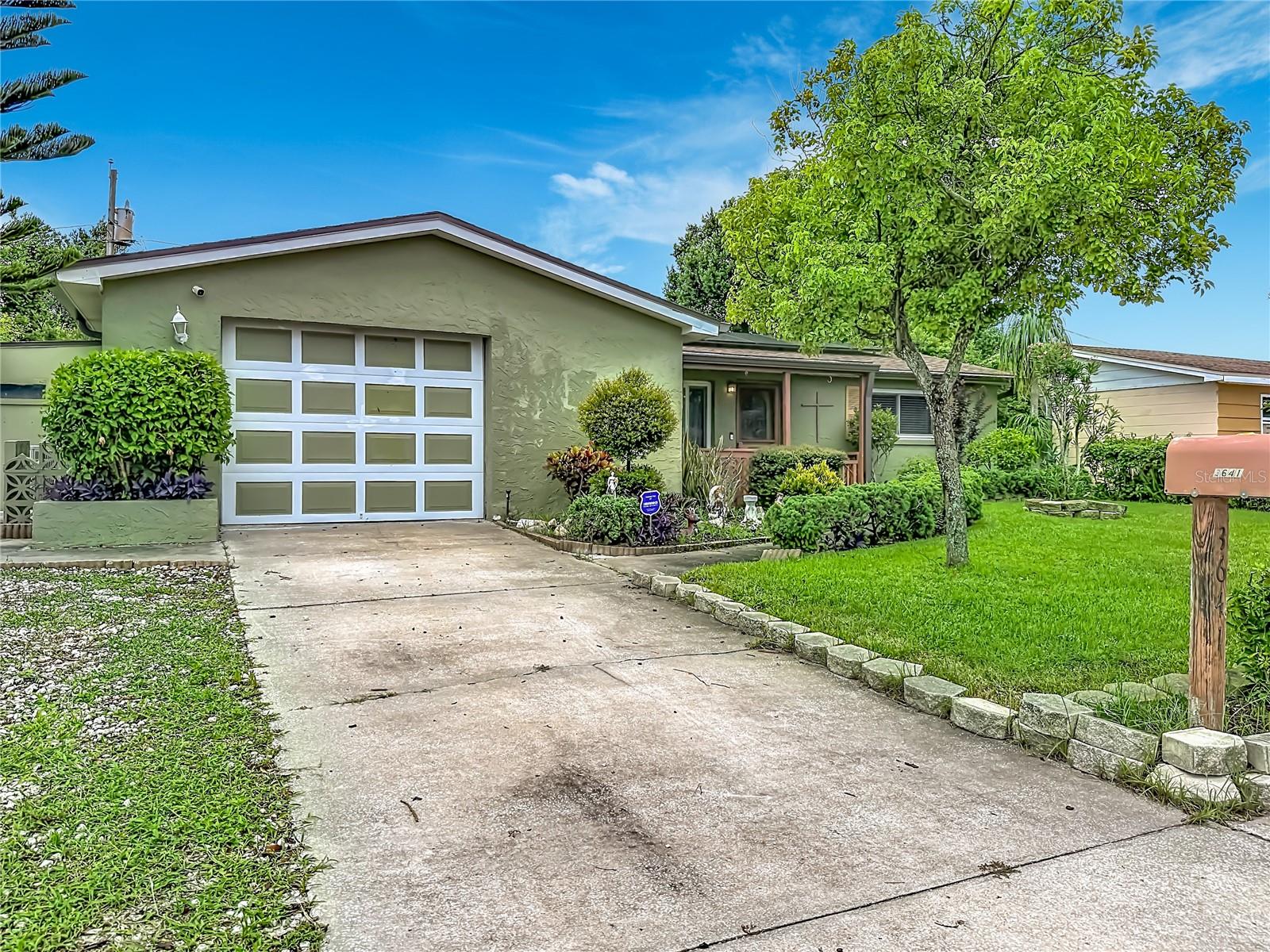 TB8536851 Property Photo 8