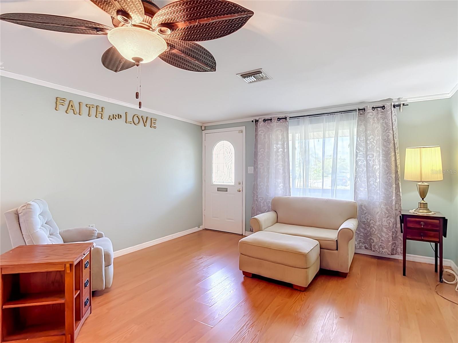 TB8536851 Property Photo 13