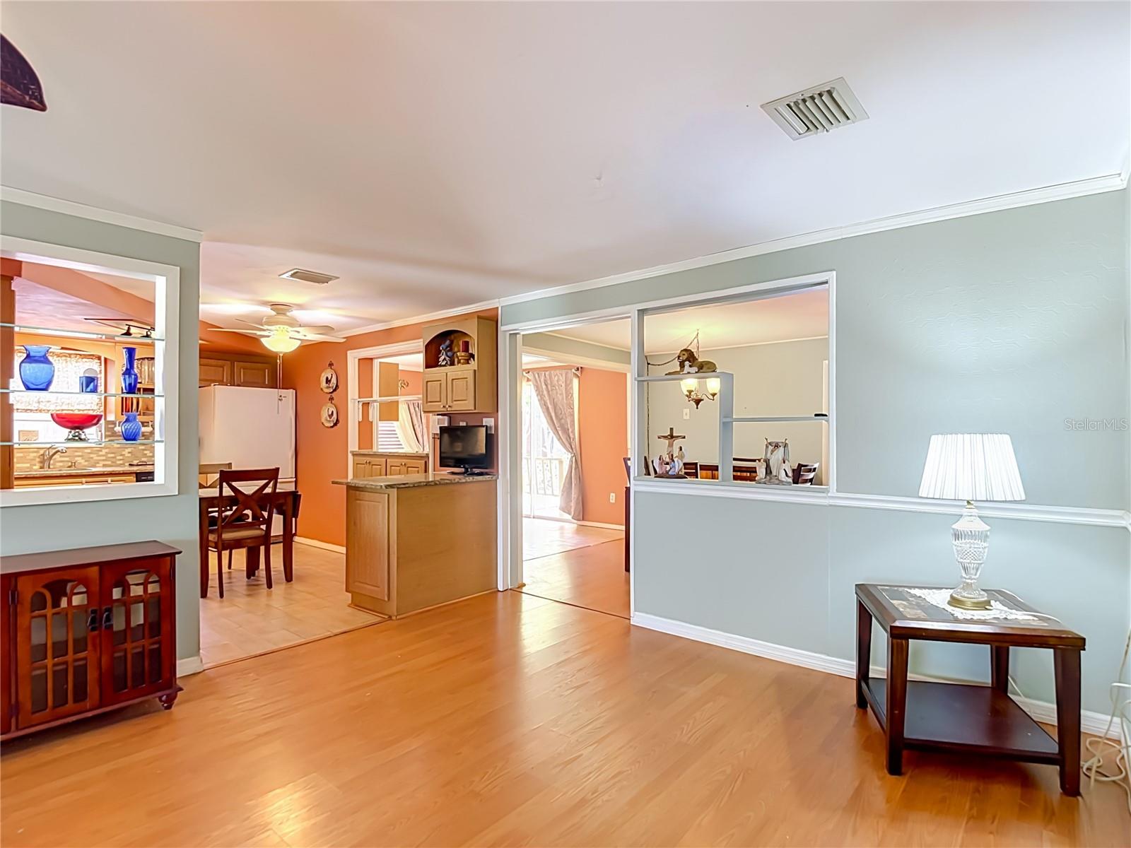 TB8536851 Property Photo 15
