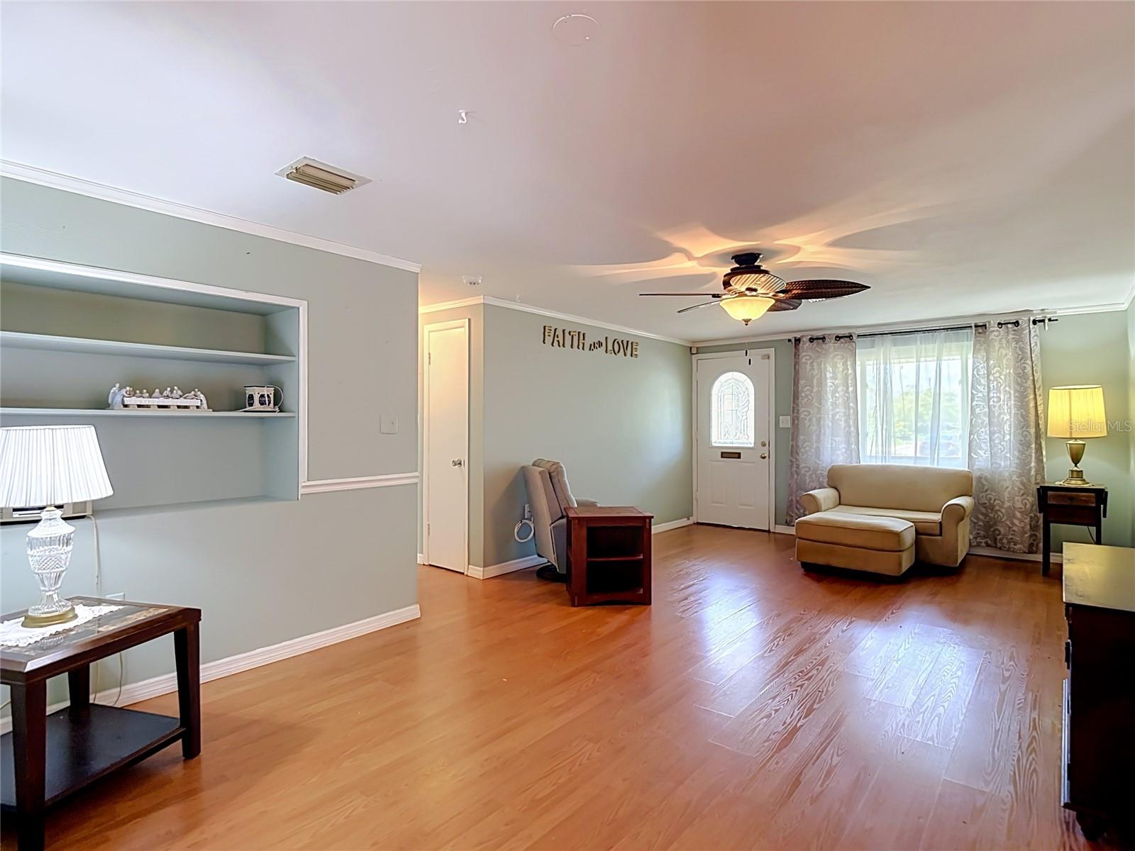 TB8536851 Property Photo 17
