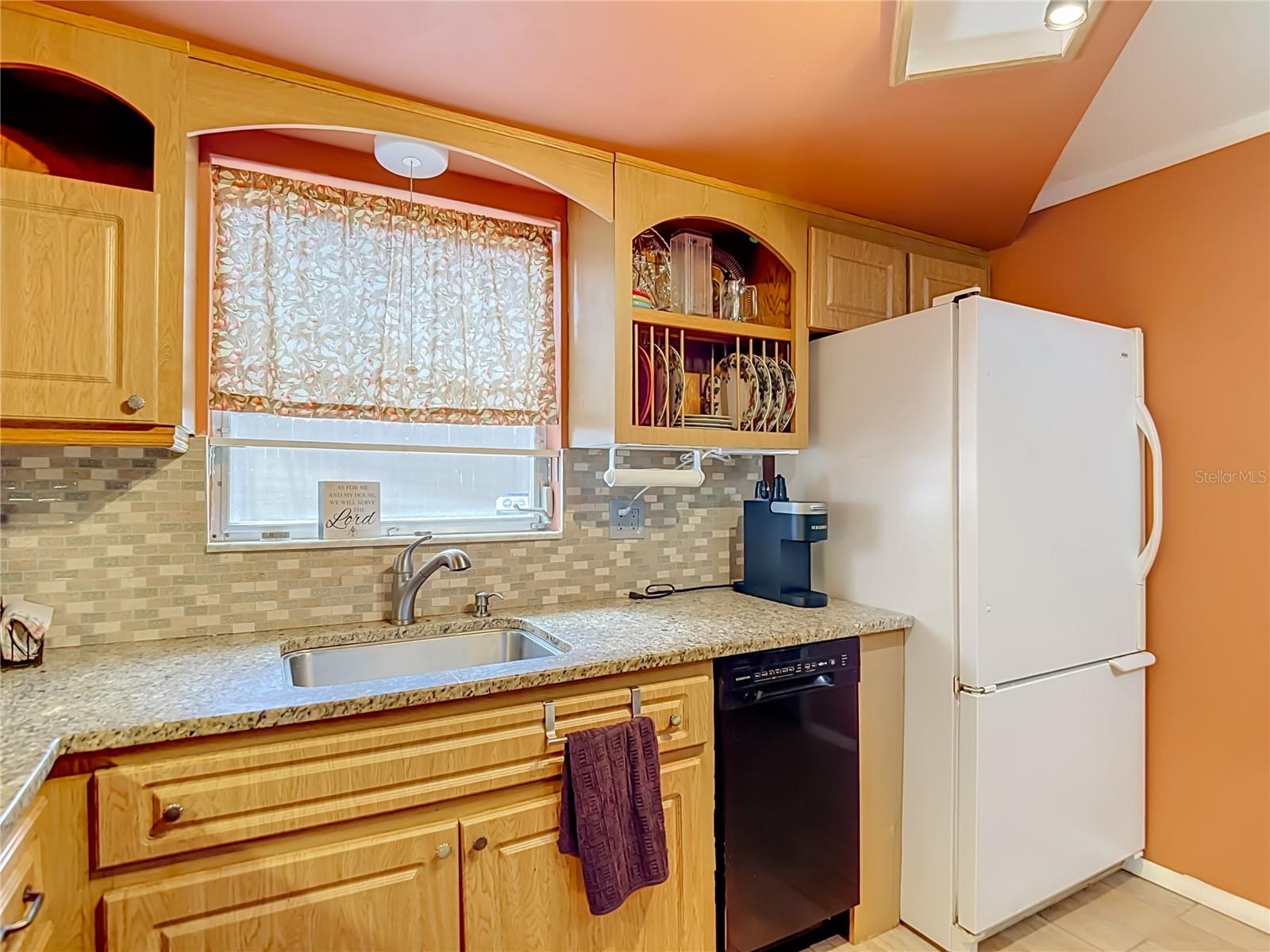 TB8536851 Property Photo 22