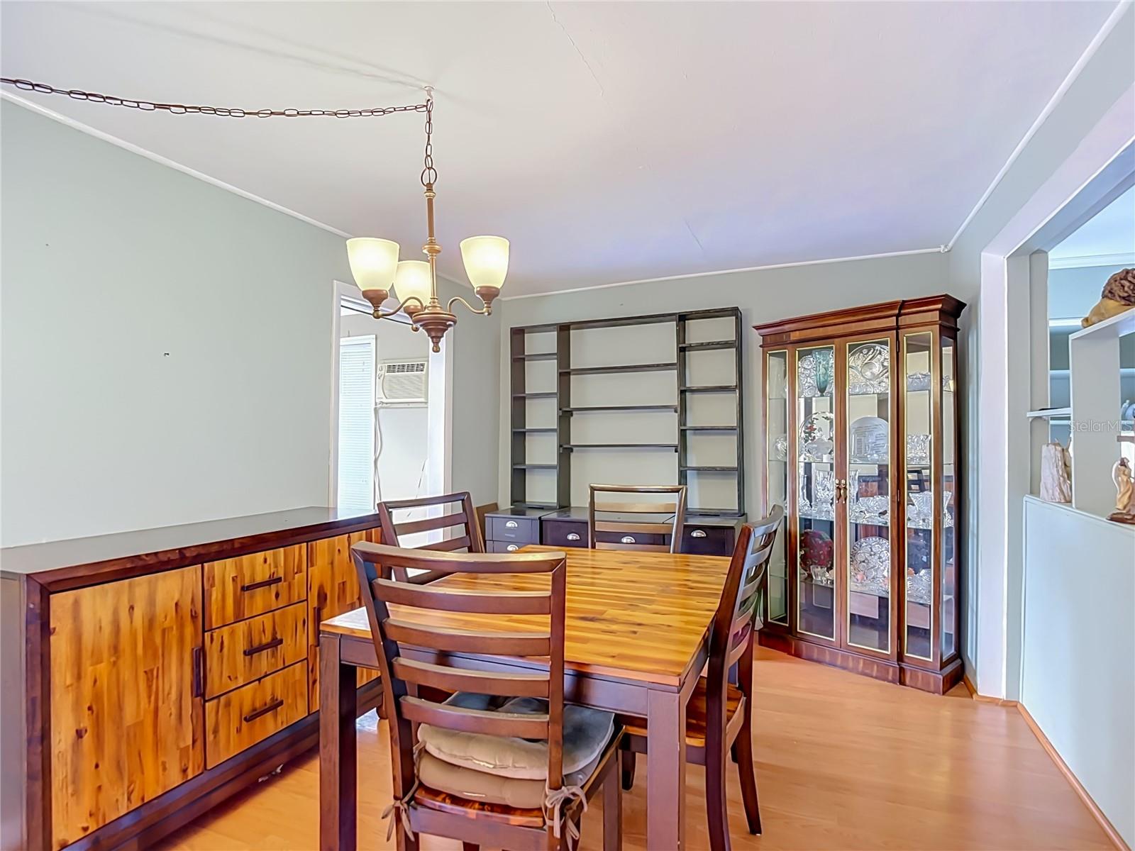 TB8536851 Property Photo 31
