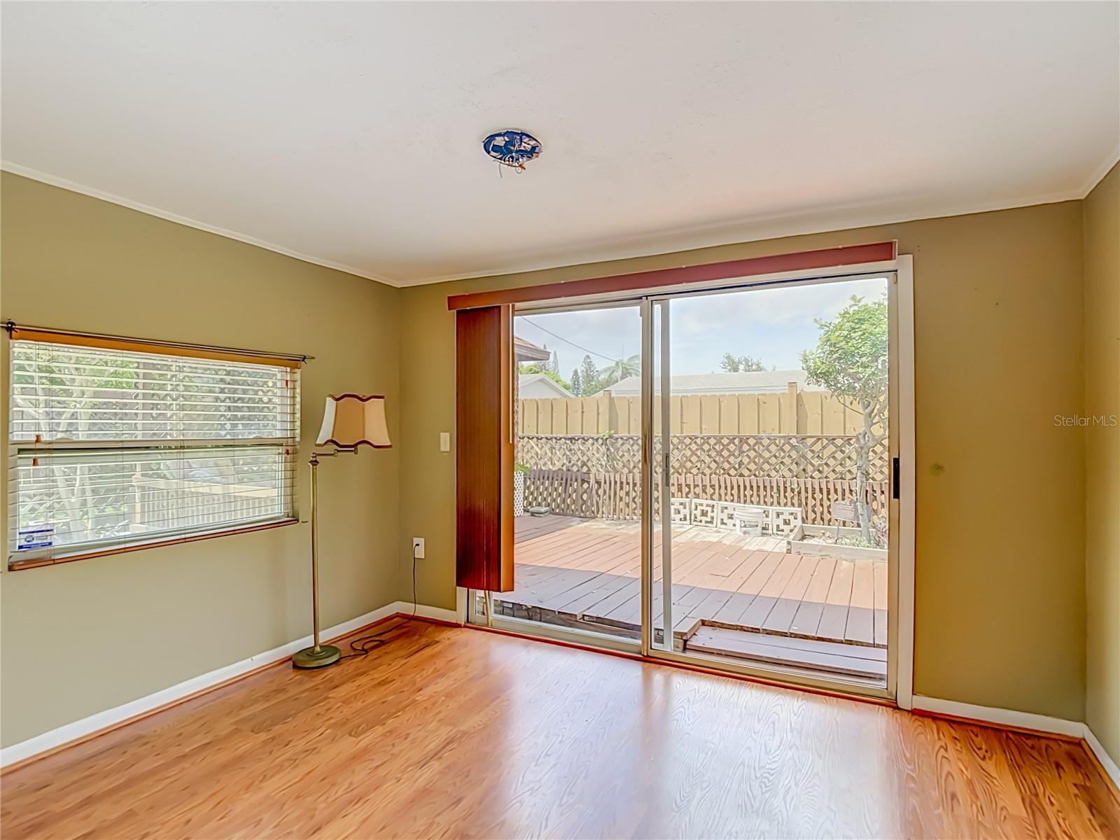 TB8536851 Property Photo 37