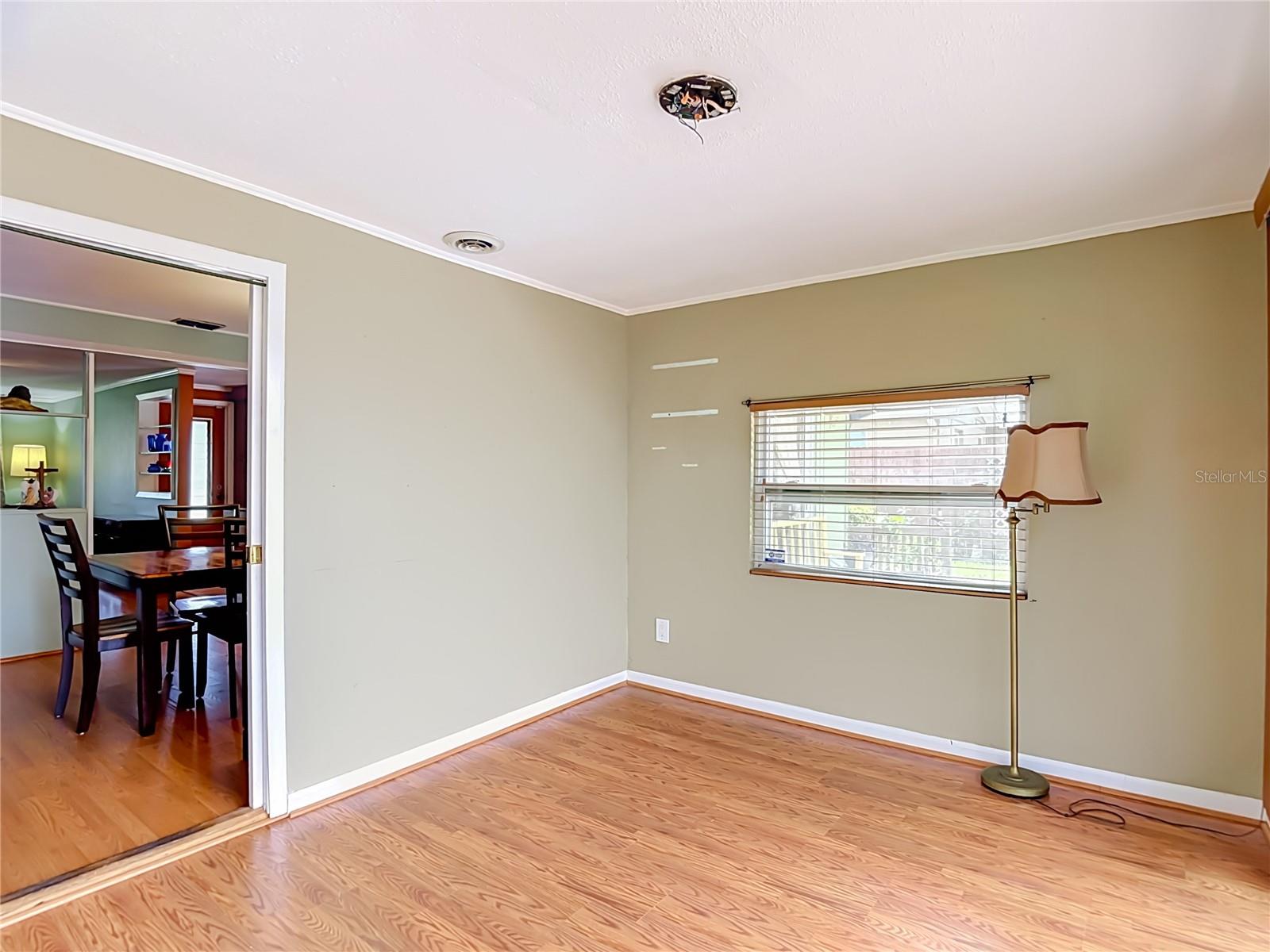 TB8536851 Property Photo 38