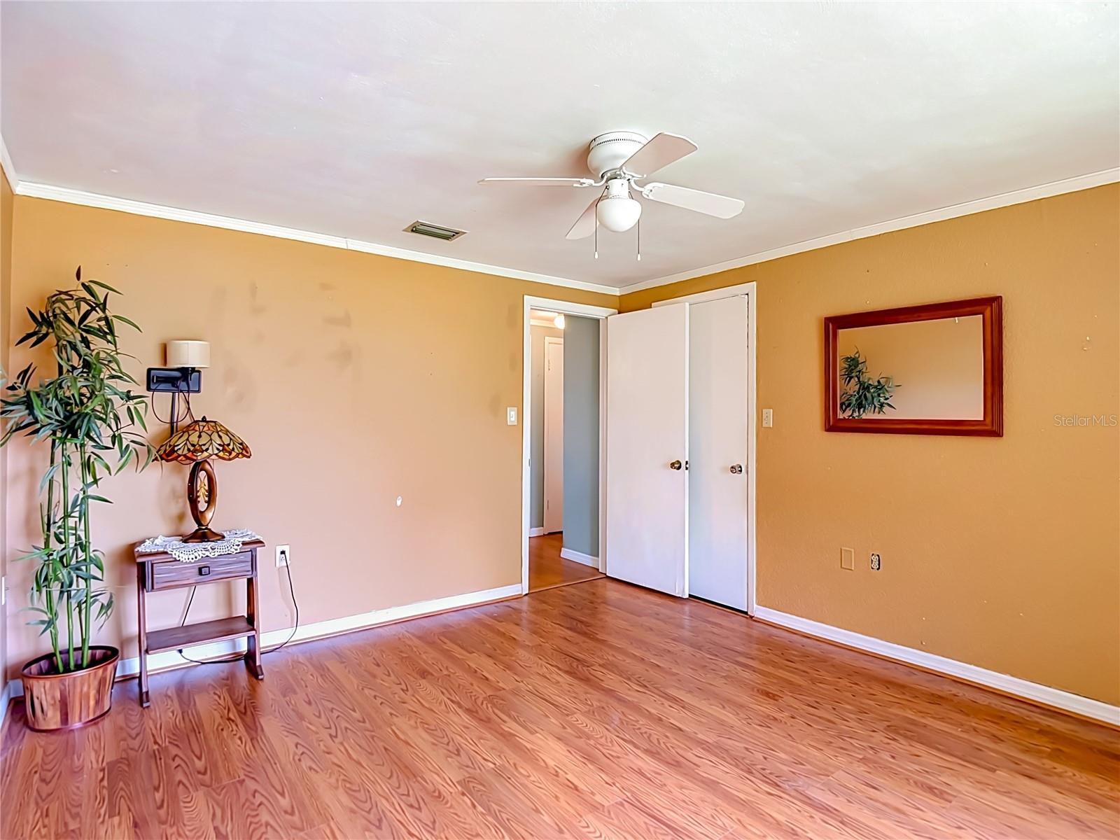 TB8536851 Property Photo 42