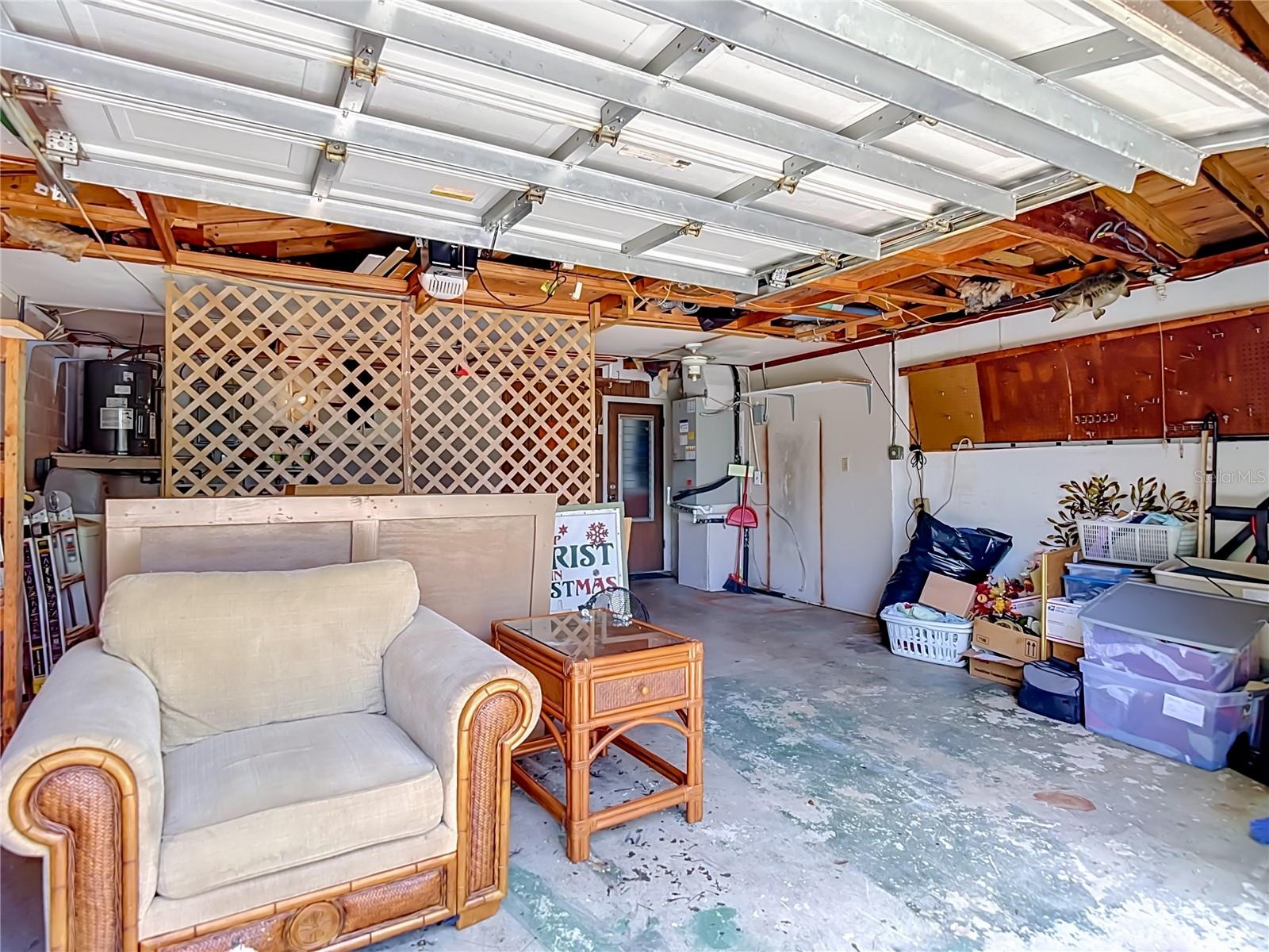 TB8536851 Property Photo 56
