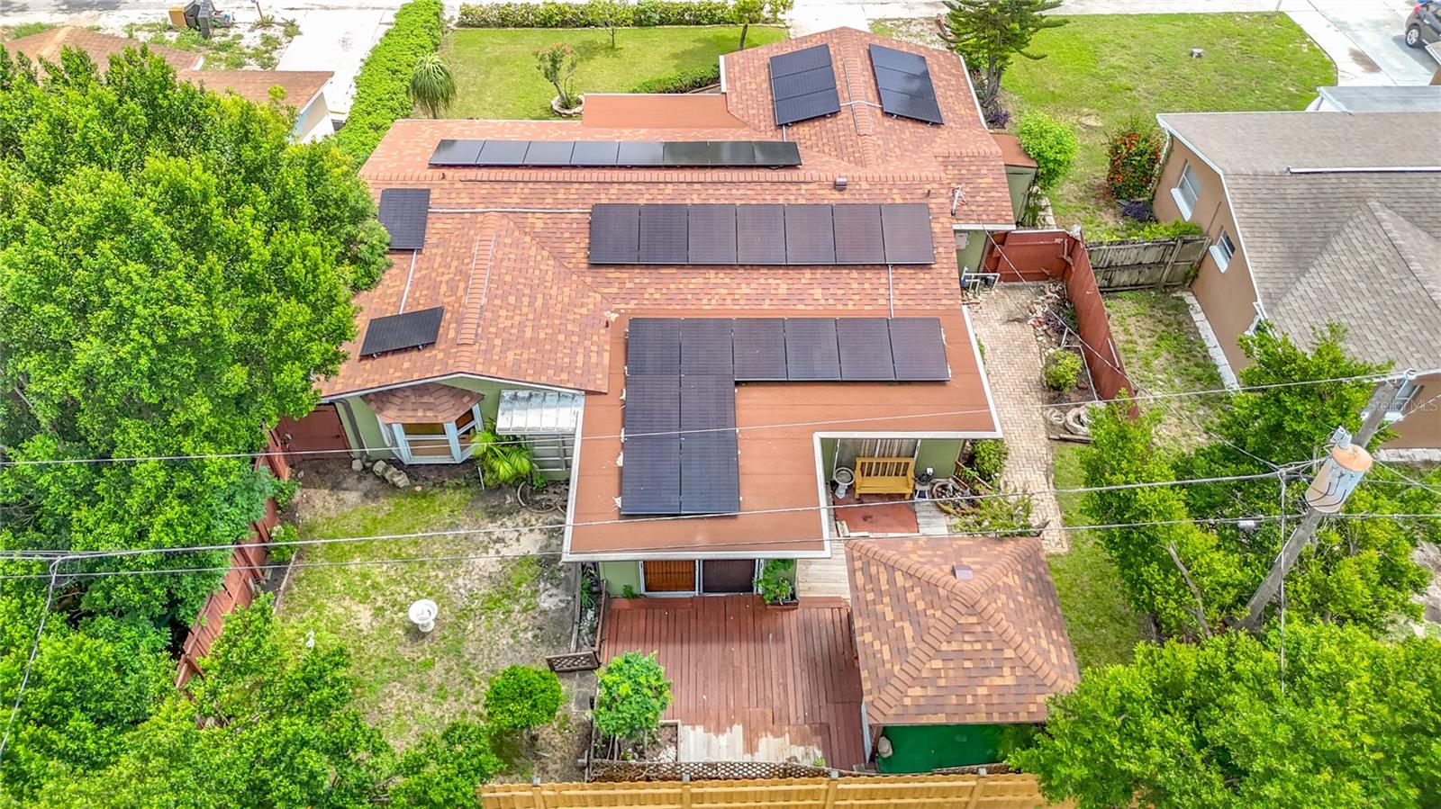 TB8536851 Property Photo 71