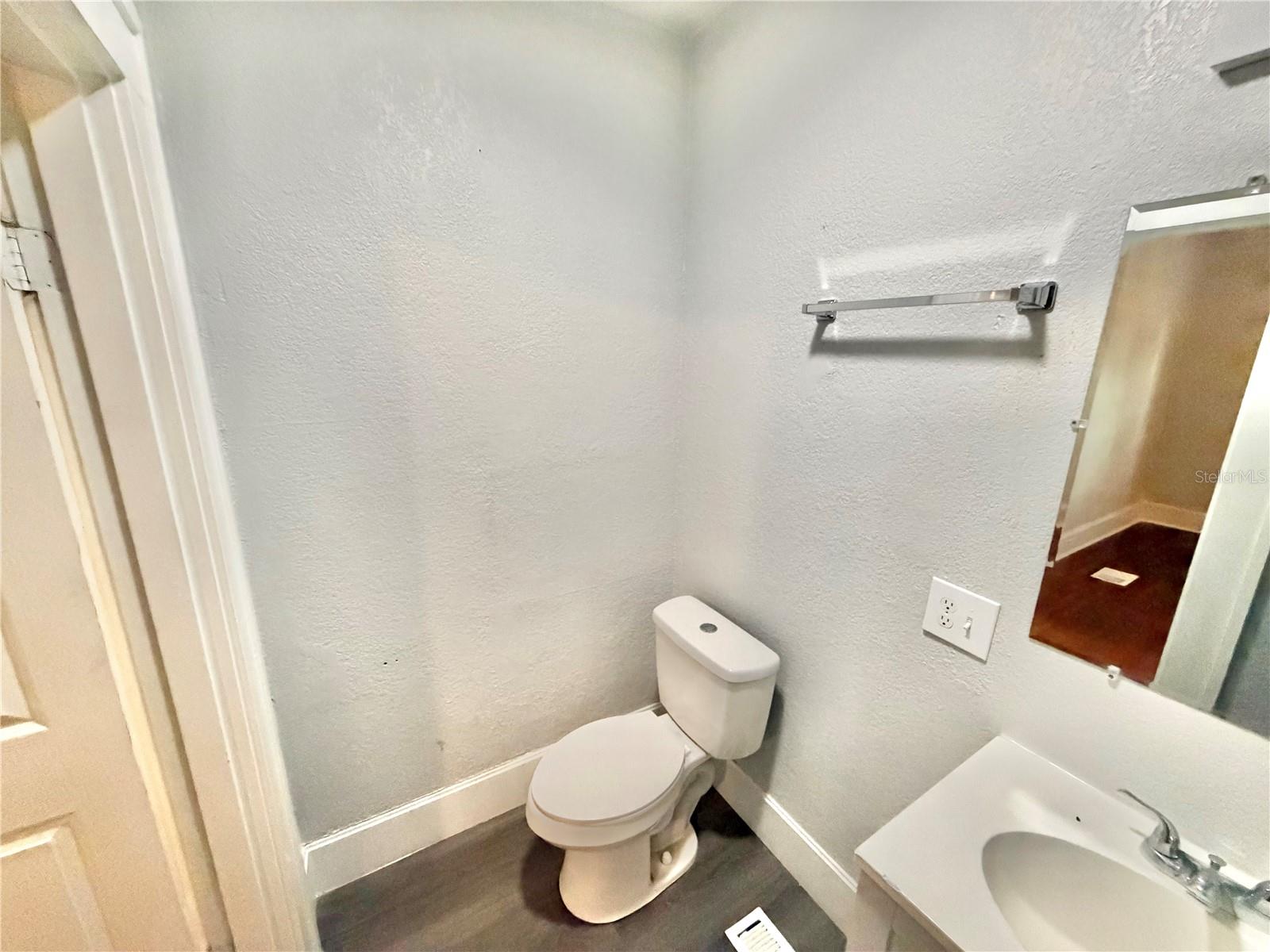 4700 10th Ave S Property Photo 5