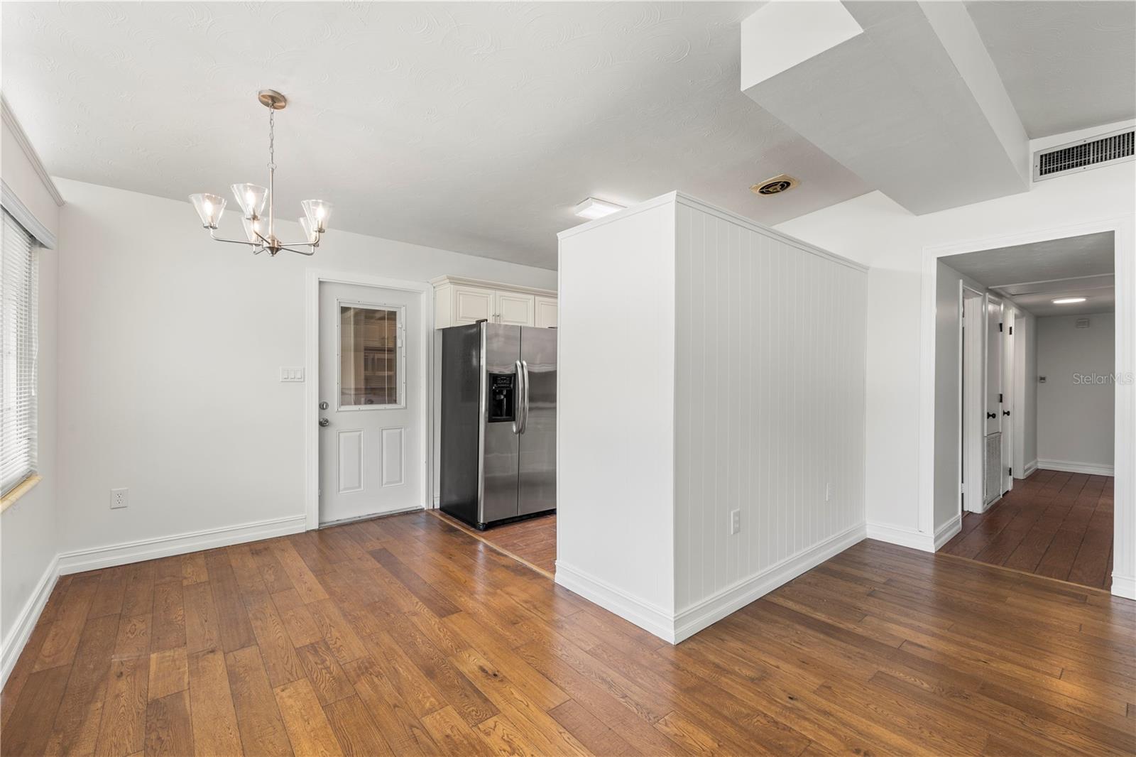 3622 E Lambright St Property Photo 13