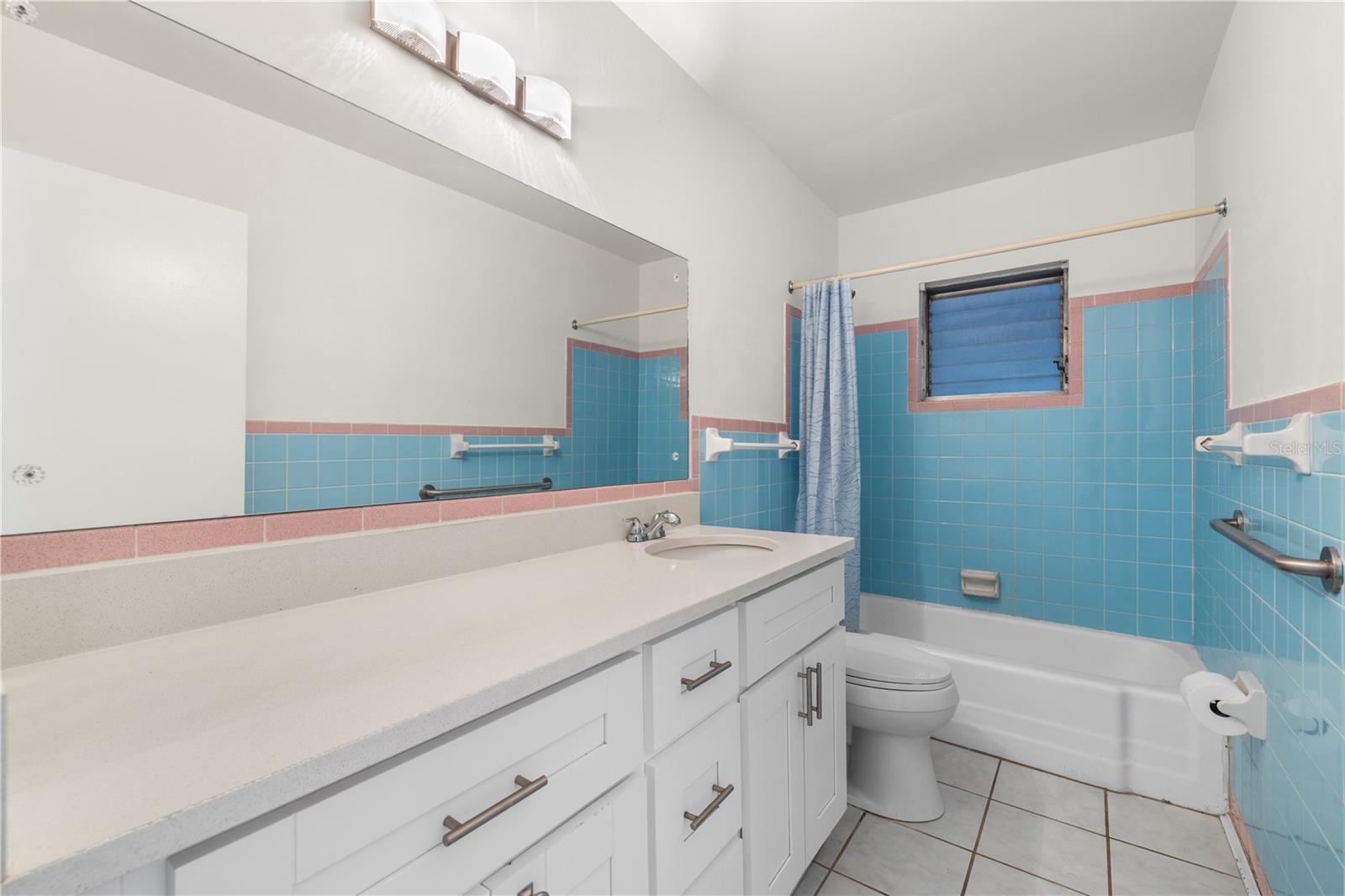 3622 E Lambright St Property Photo 20
