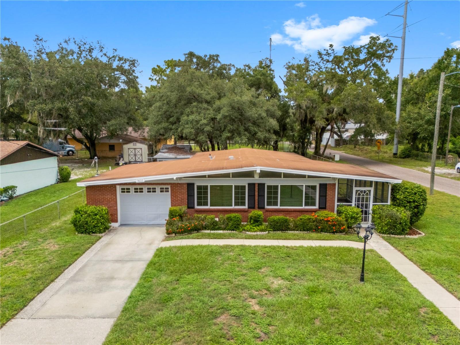 3622 E Lambright St Property Photo 33