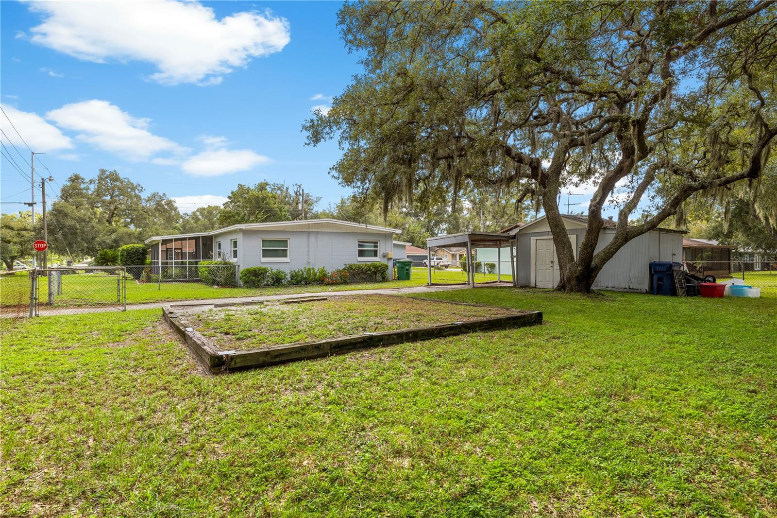 3622 E Lambright St Property Photo 45