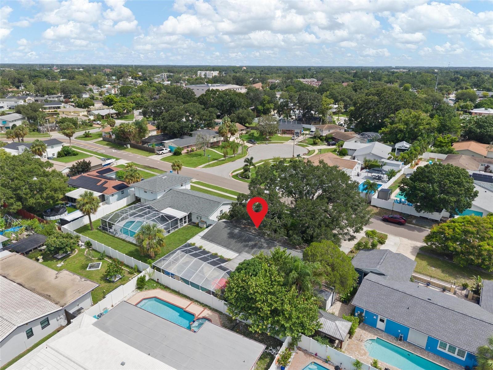 8404 Flagstone Dr Property Photo 30