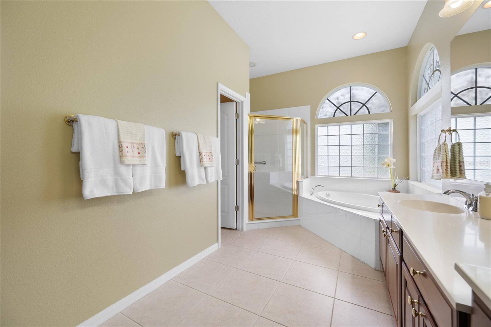 11421 Strathaven Ct Property Photo 35