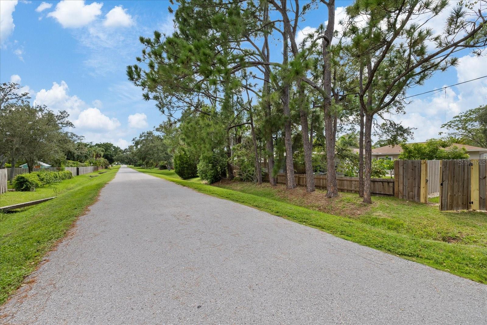 1863 Pasadena Dr Property Photo 57