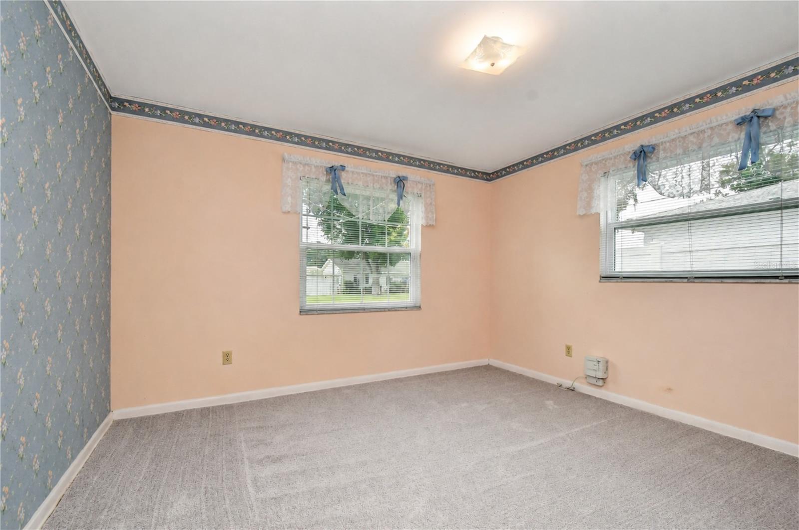 2205 Malibu Dr Property Photo 25