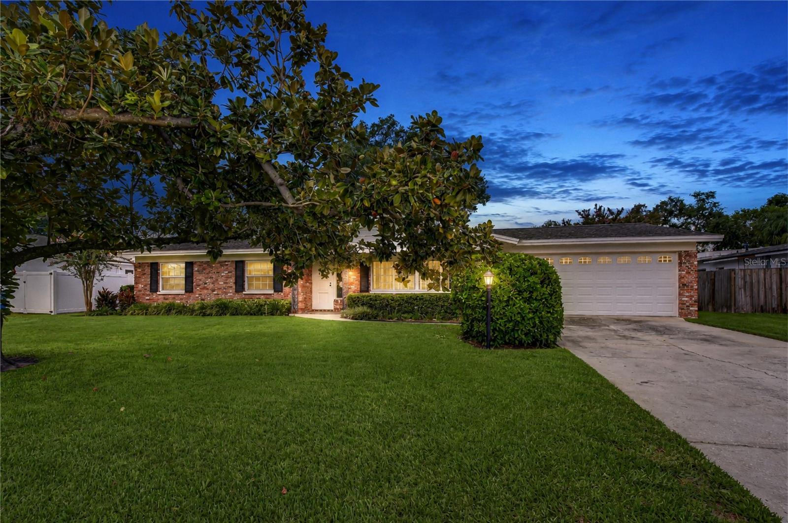 2205 Malibu Dr Property Photo 33