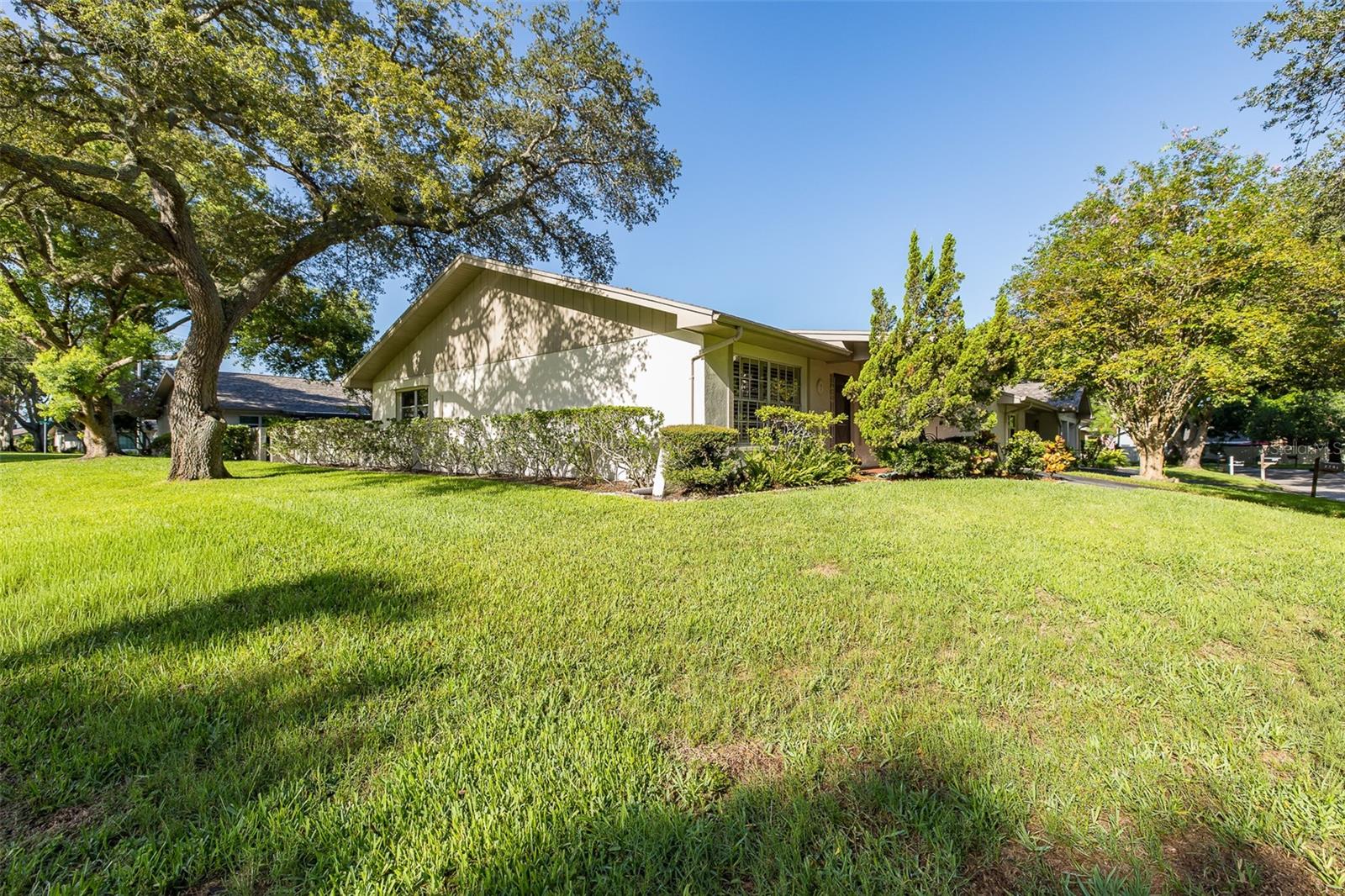 2207 Marshall Dr Property Photo 5