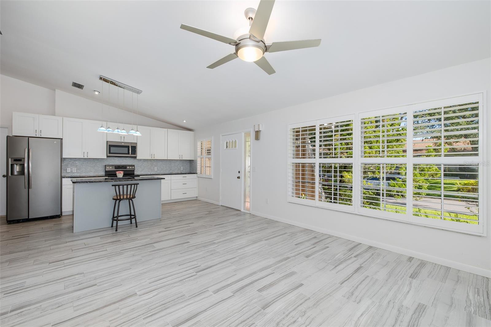 2207 Marshall Dr Property Photo 14