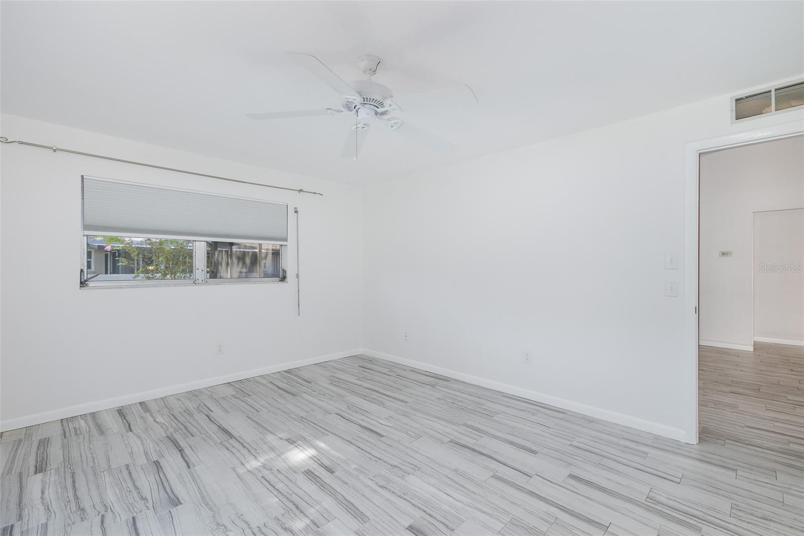 2207 Marshall Dr Property Photo 21