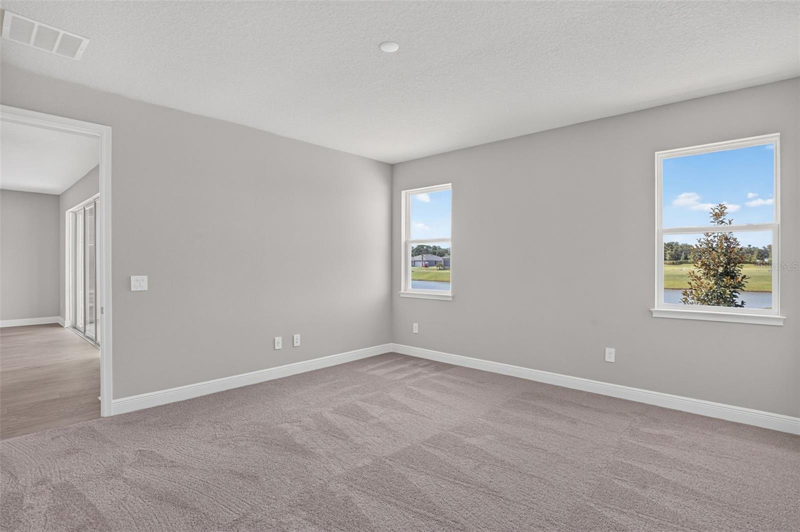12415 51st St E Property Photo 14