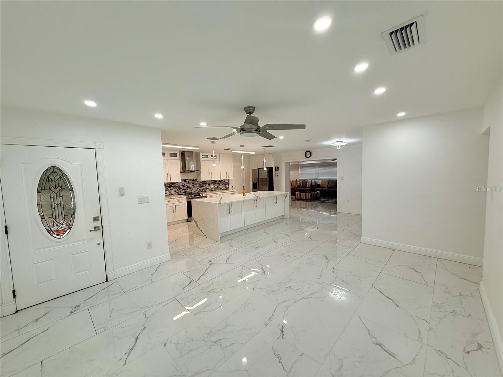 1557 Robinson Dr N Property Photo 11