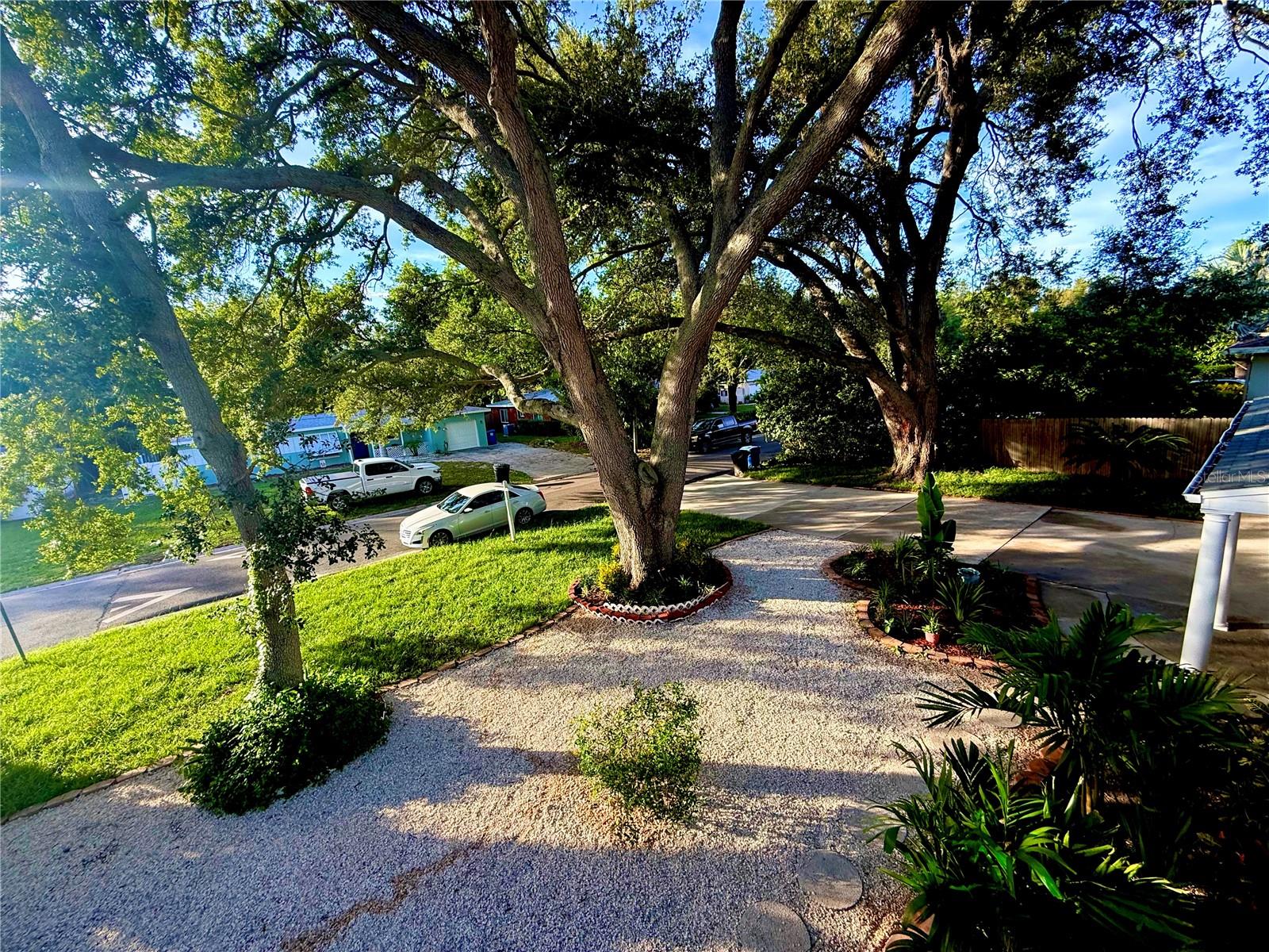 1557 Robinson Dr N Property Photo 45