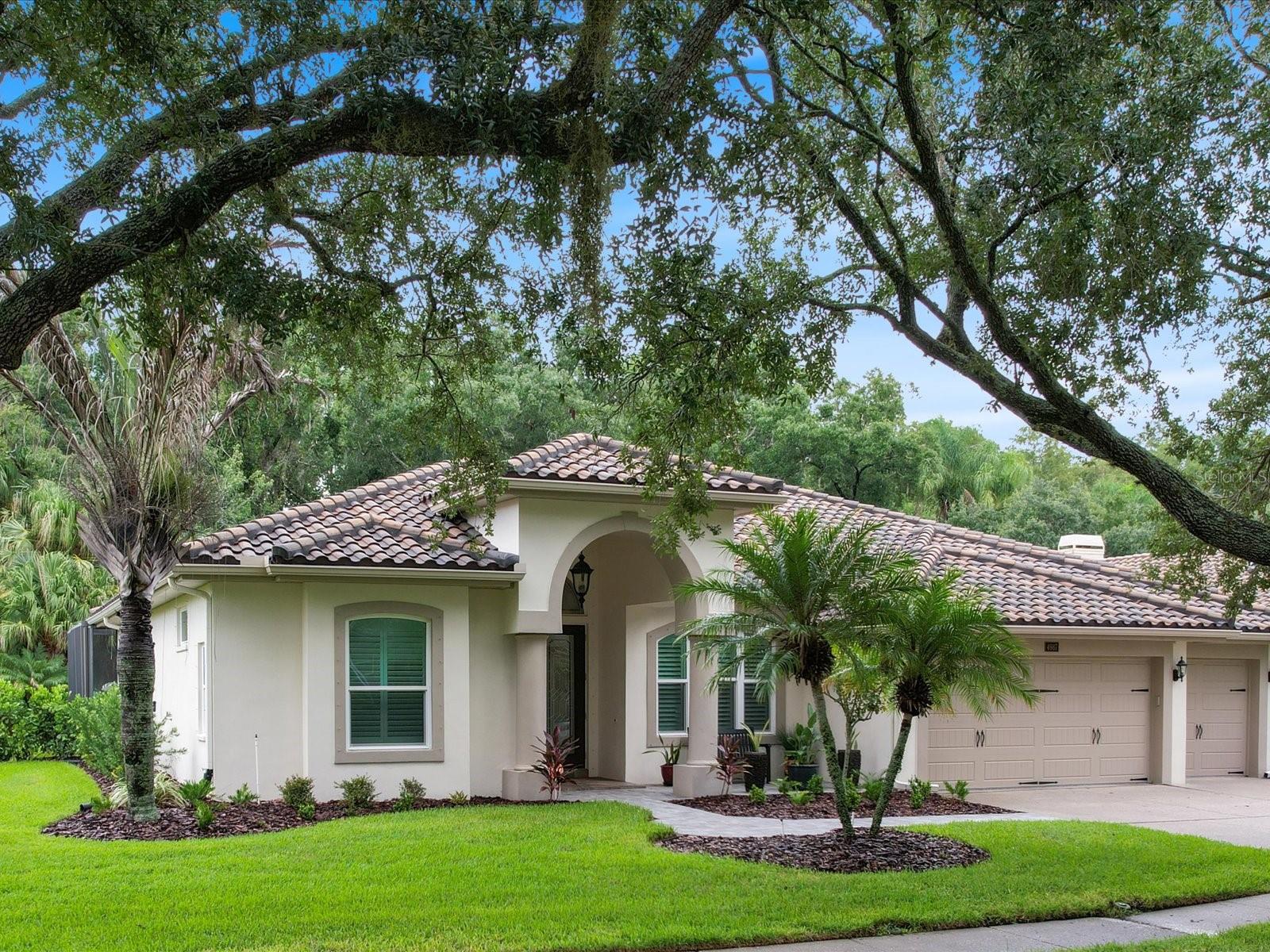 4987 Cross Pointe Dr Property Photo 1
