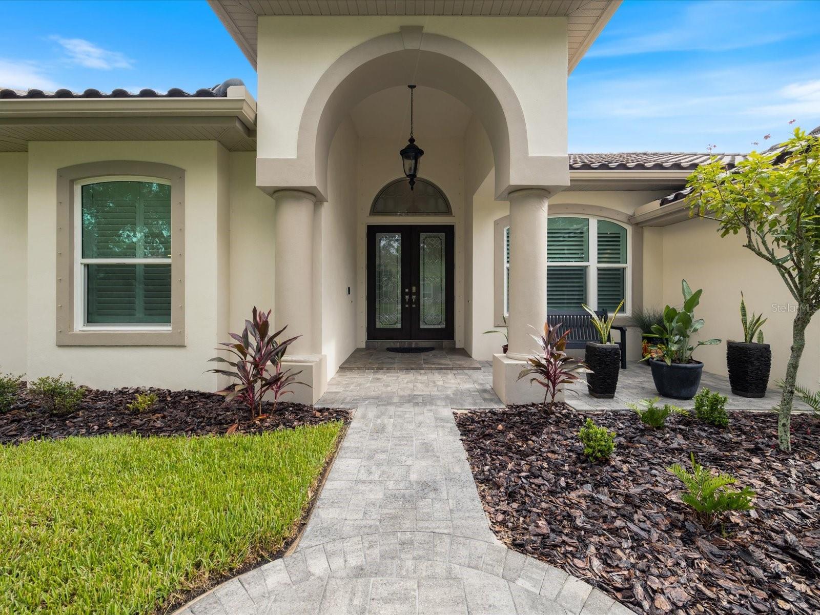 4987 Cross Pointe Dr Property Photo 4