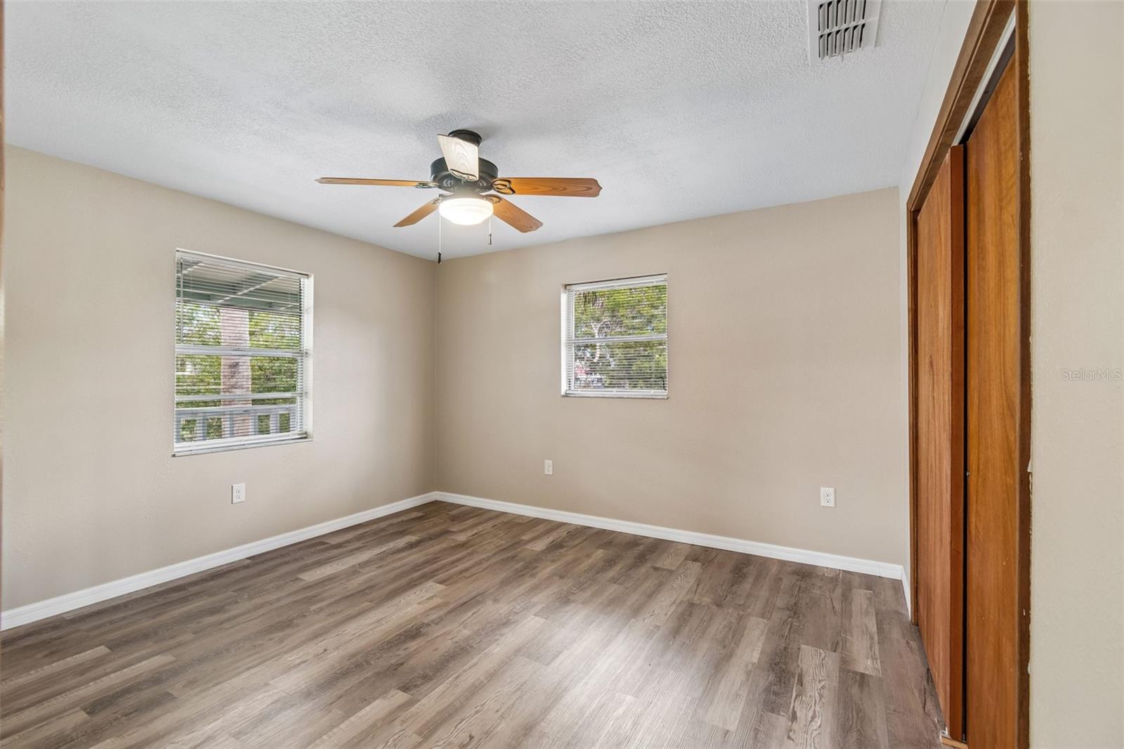 14539 Coffey Ln Property Photo 28