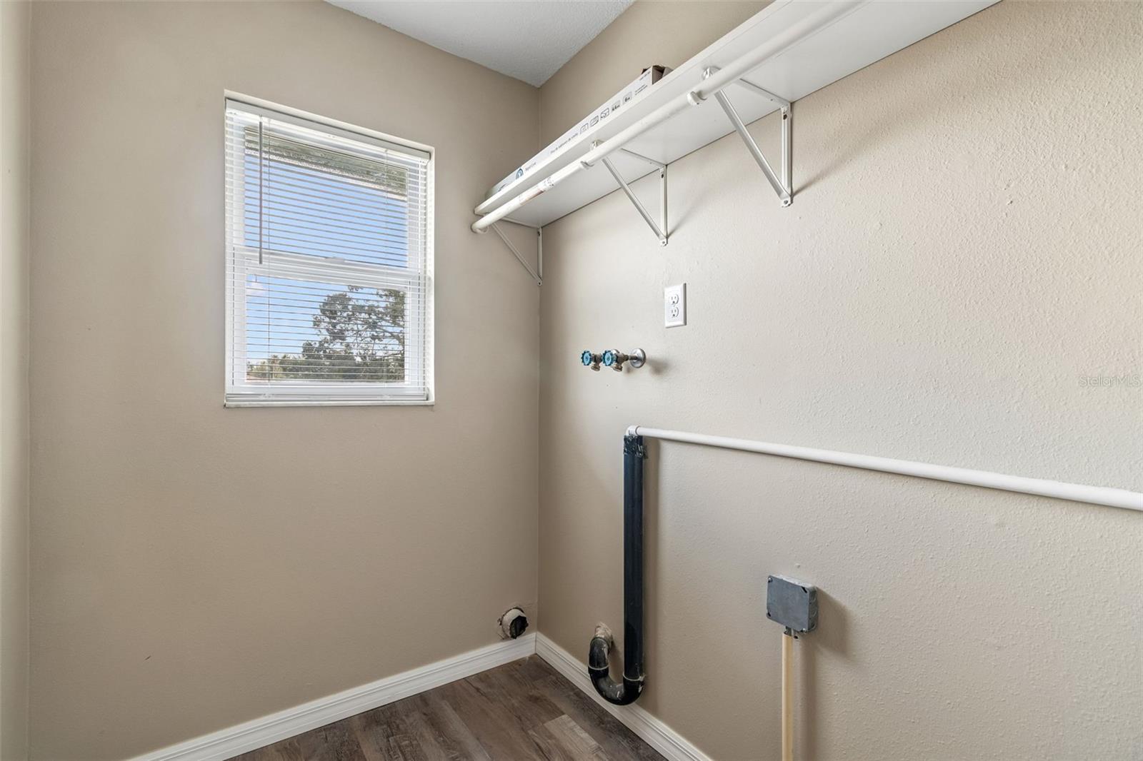 14539 Coffey Ln Property Photo 30