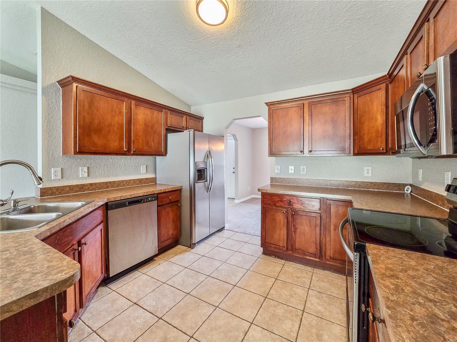 TB8536940 Property Photo 9