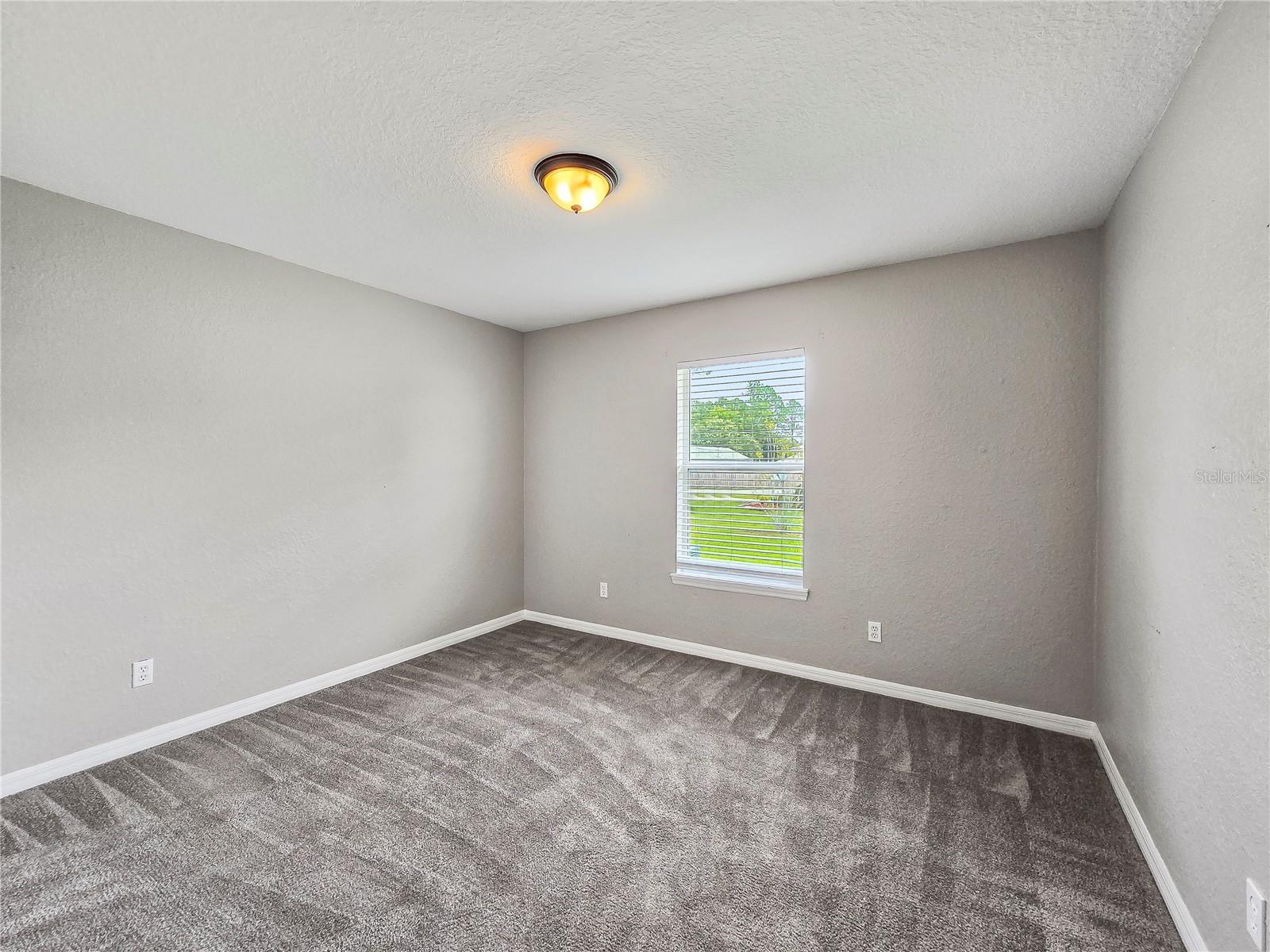 TB8536940 Property Photo 17
