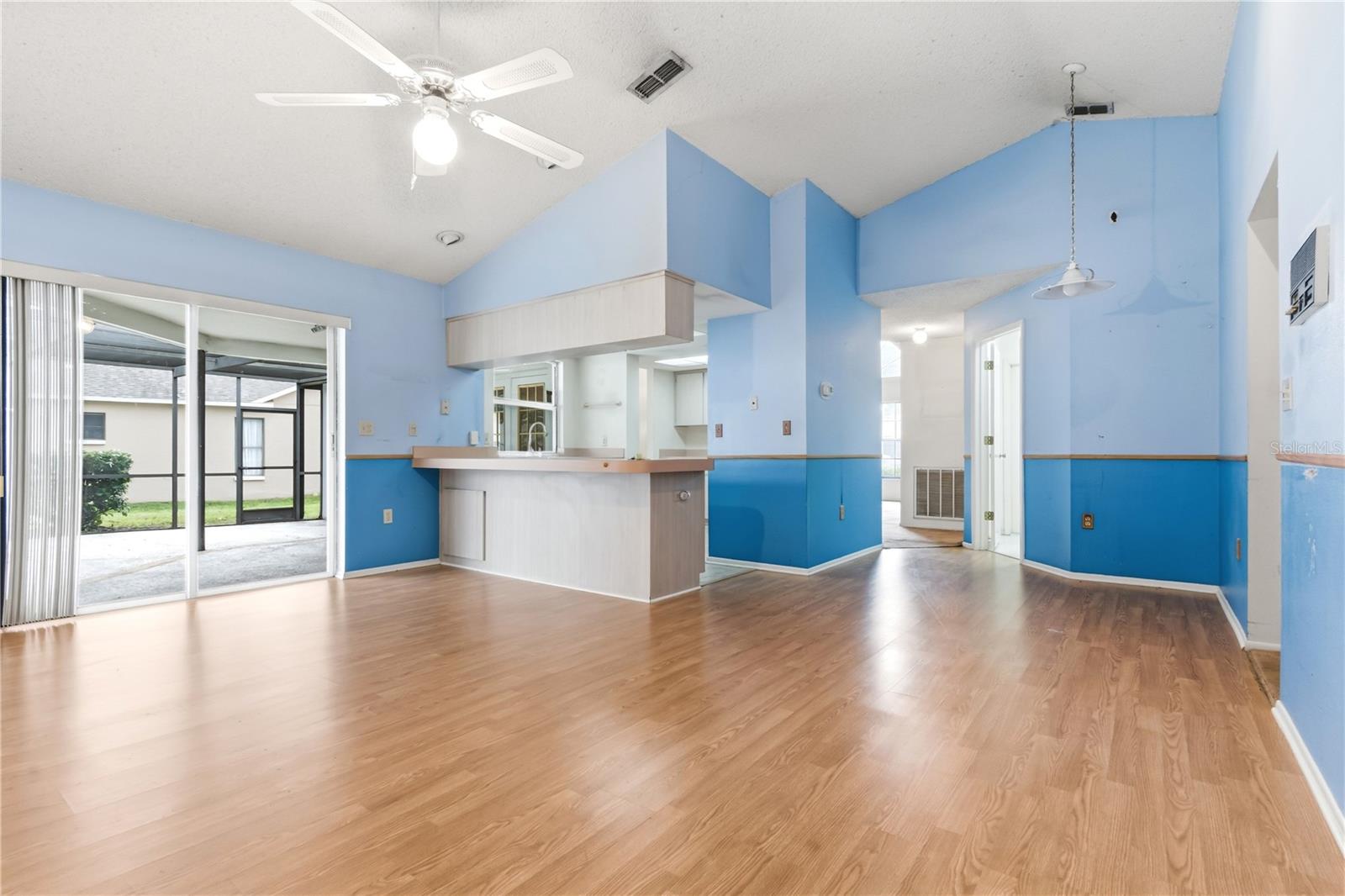 9028 Par Ct Property Photo 10