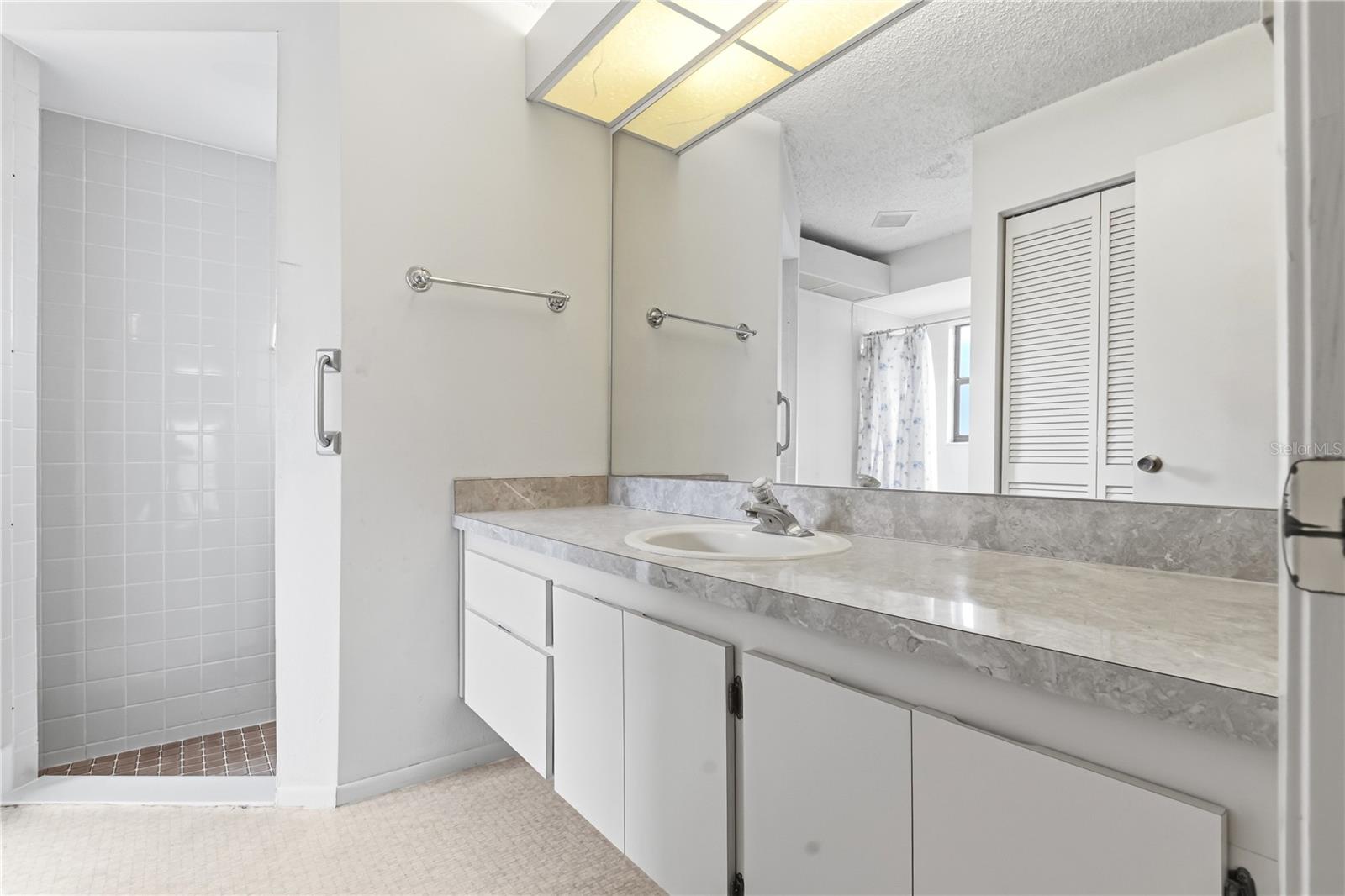 9028 Par Ct Property Photo 16