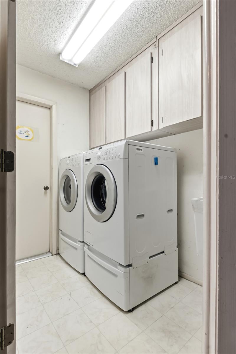 9028 Par Ct Property Photo 25