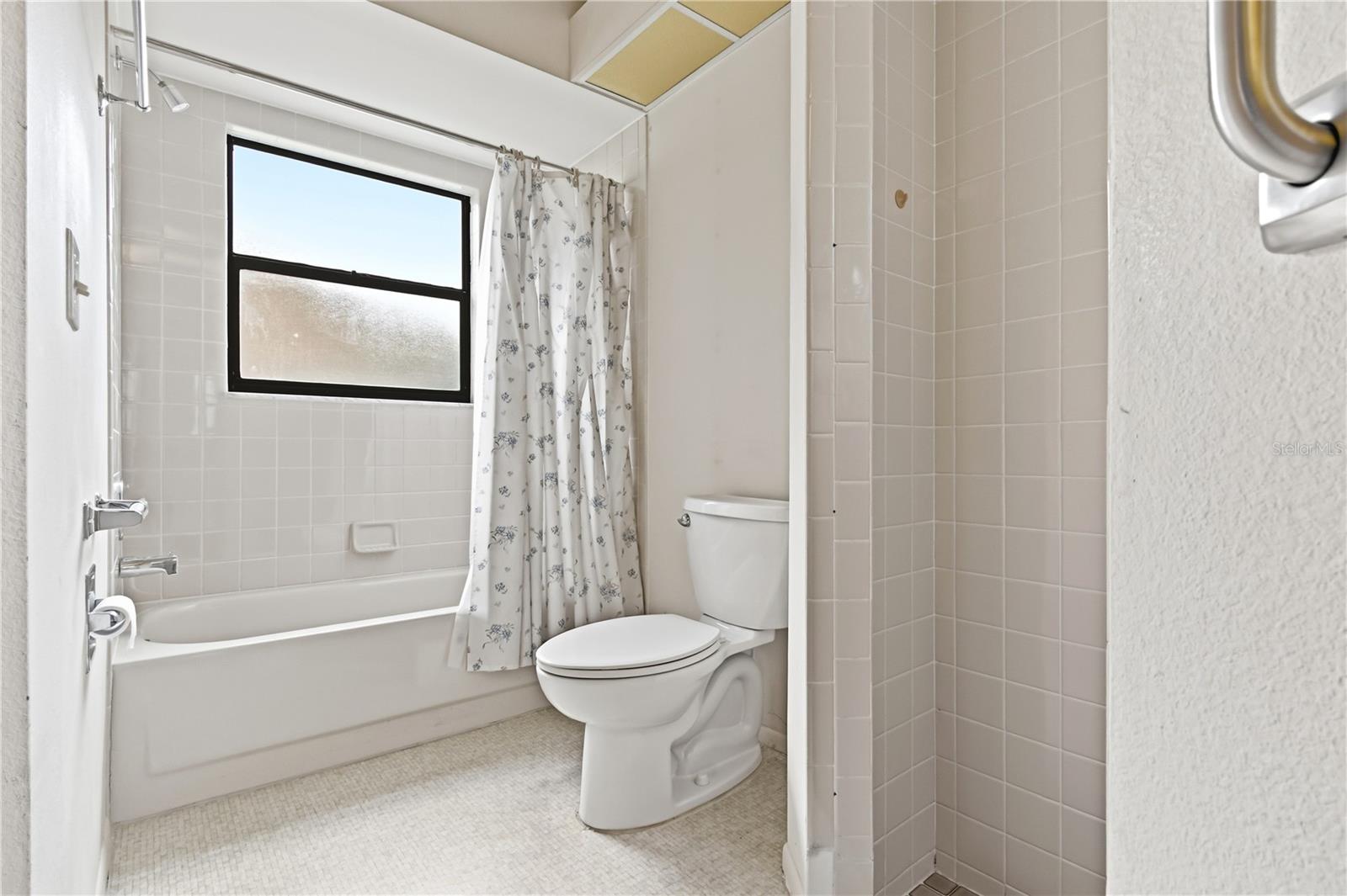 9028 Par Ct Property Photo 26