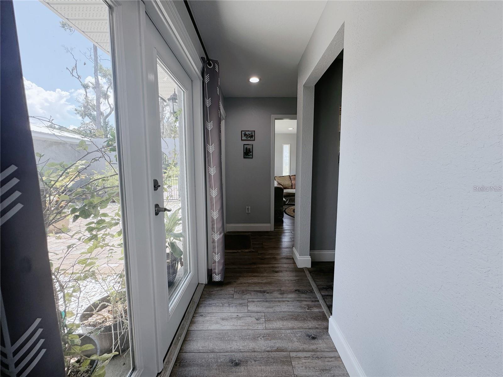 4925 N Us Highway 441 Property Photo 4