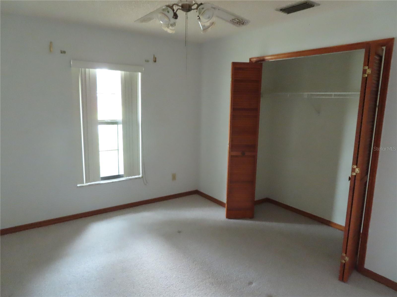2016 Amesbury Dr Property Photo 9