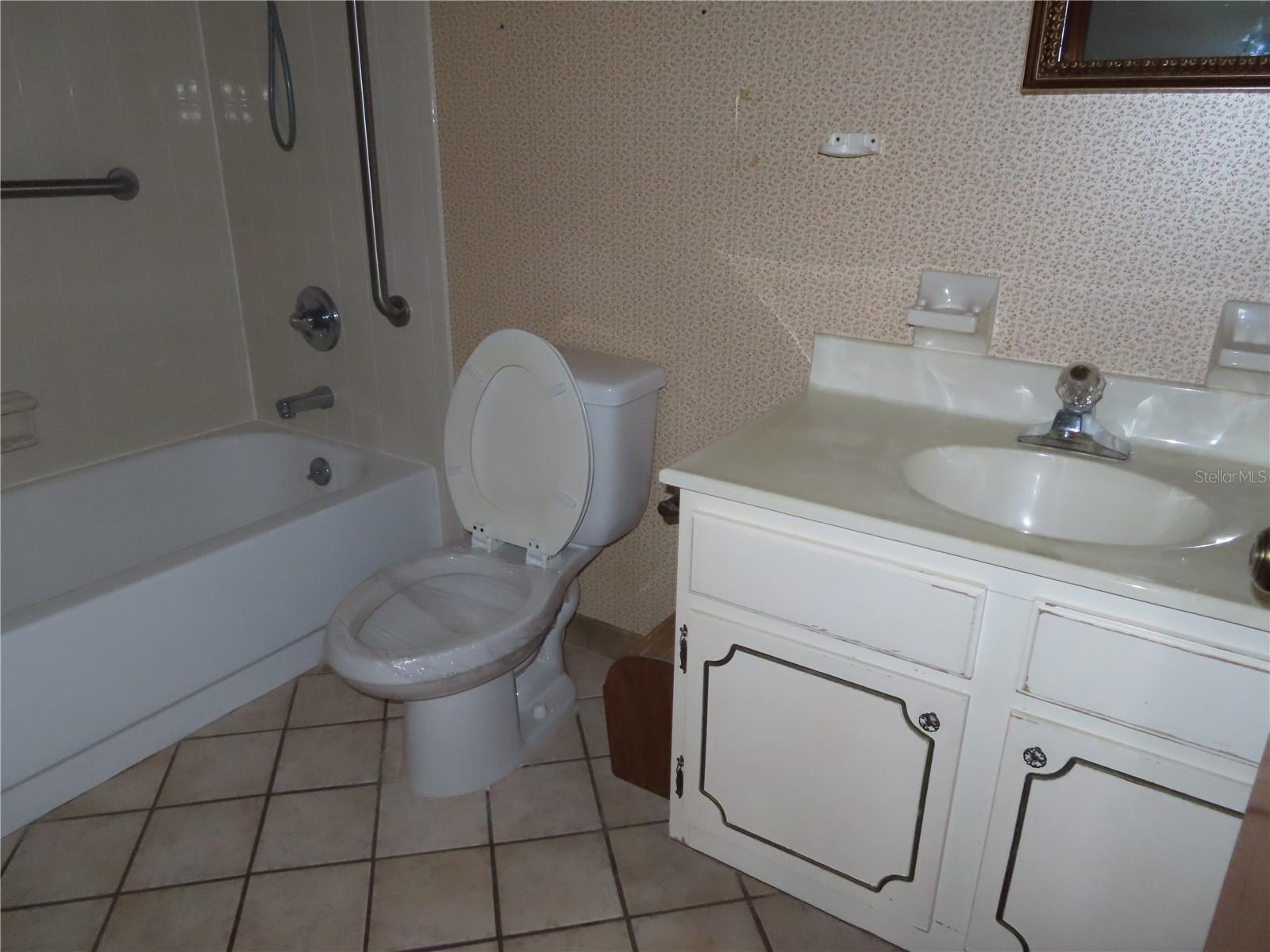 2016 Amesbury Dr Property Photo 10