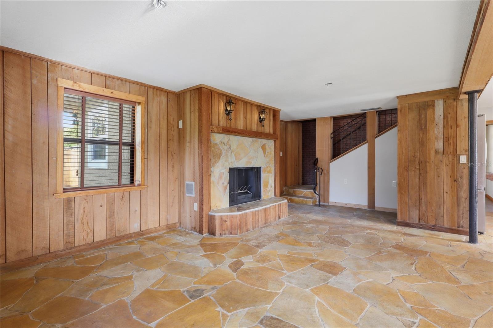 37715 Dixie Ave Property Photo 12