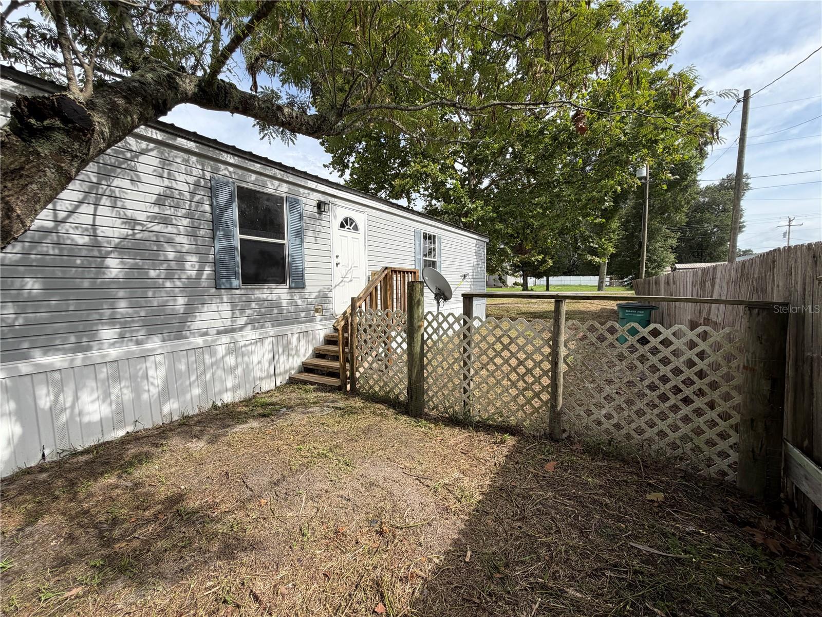 120 Ne 12 Ave Property Photo 6