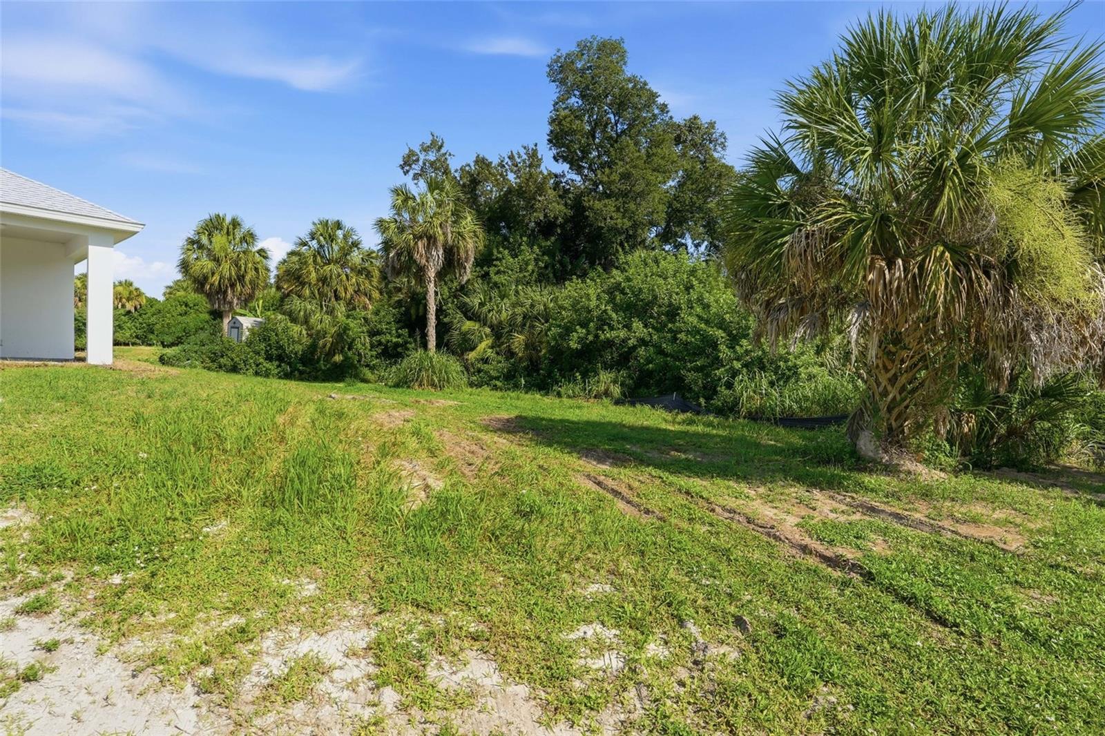 23188 Elmira Blvd Property Photo 5
