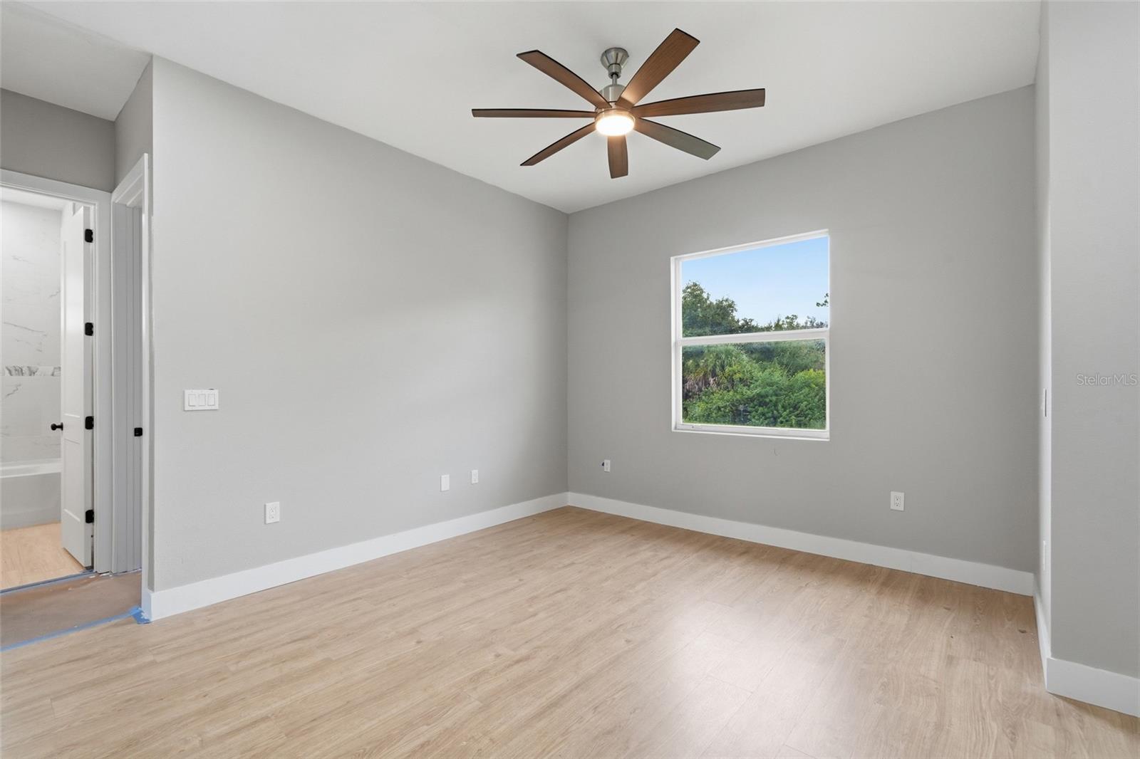 23188 Elmira Blvd Property Photo 12