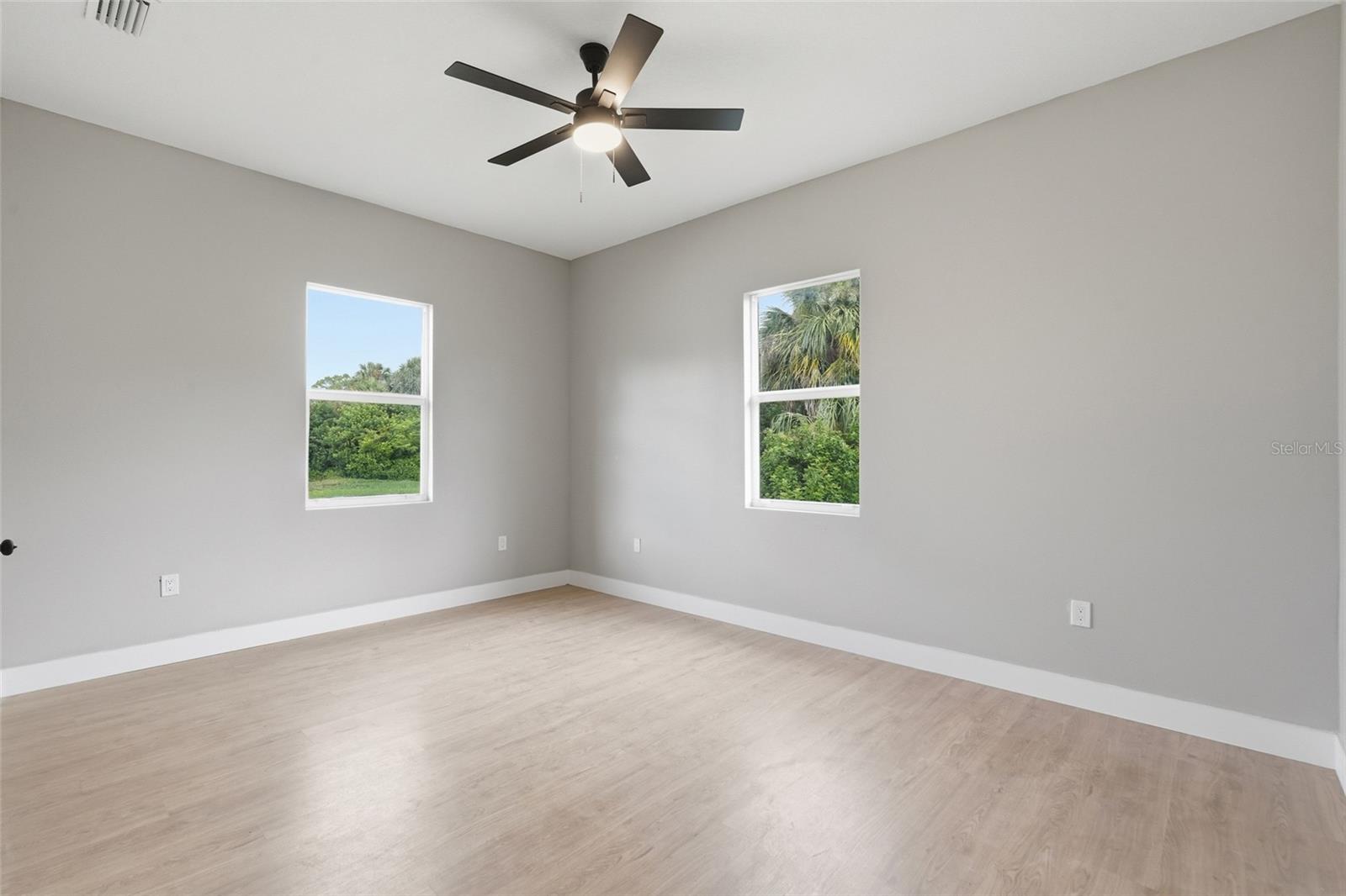 23188 Elmira Blvd Property Photo 14