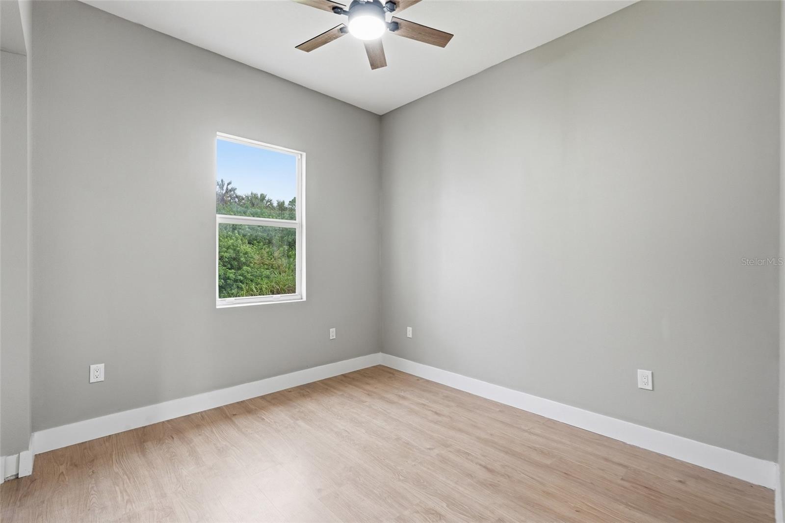 23188 Elmira Blvd Property Photo 22