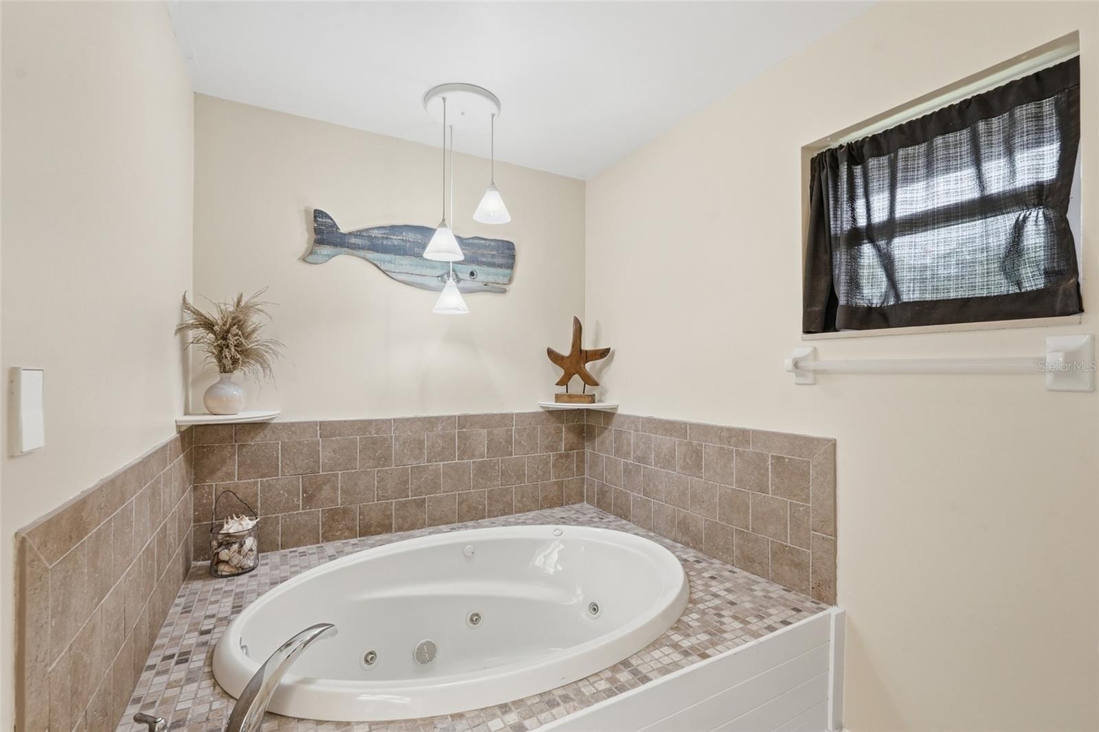 418 Avalon Dr Property Photo 21
