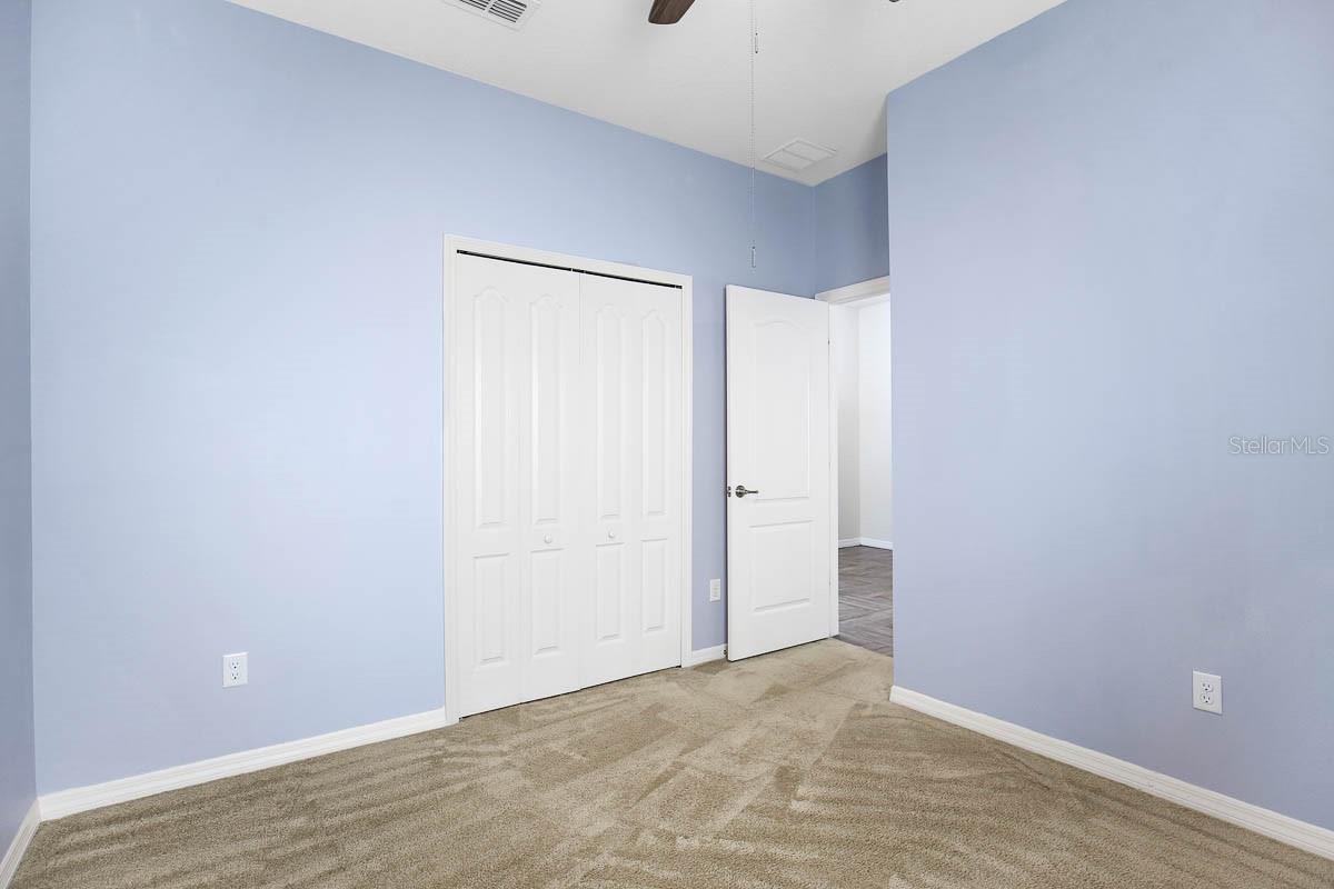 8614 Turnstone Shore Ln Property Photo 8