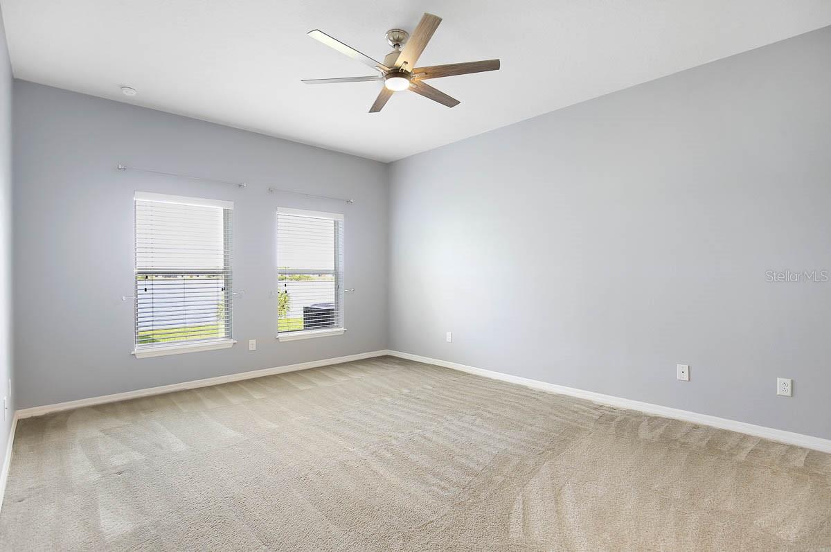 8614 Turnstone Shore Ln Property Photo 18